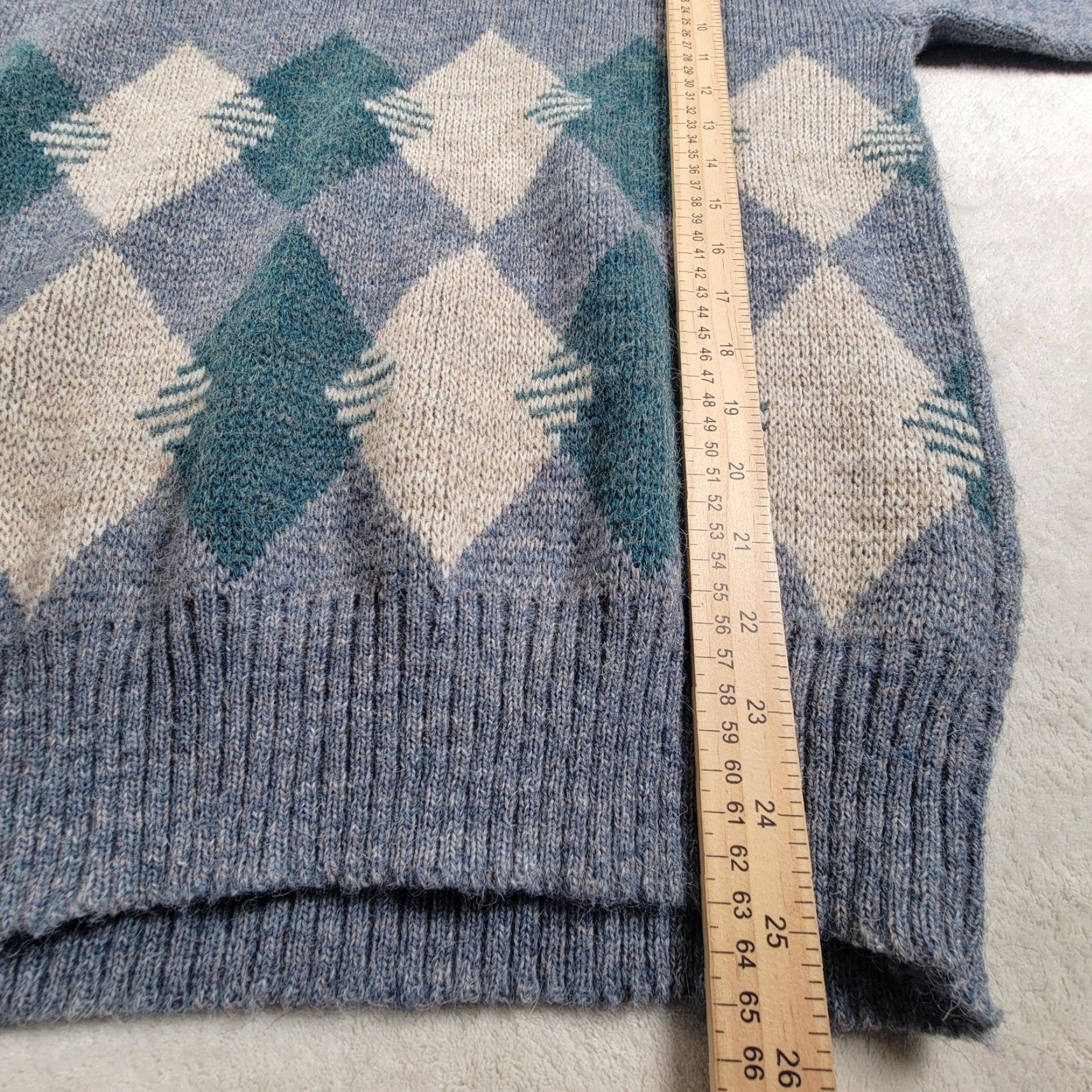 Vintage VINTAGE Threds Sweater Cardigan V-Neck Argyle Diamond Pattern Men M Blue Gray 90s Preppy Classic All Seasons Size US M / EU 48-50 / 2 - 5 Thumbnail