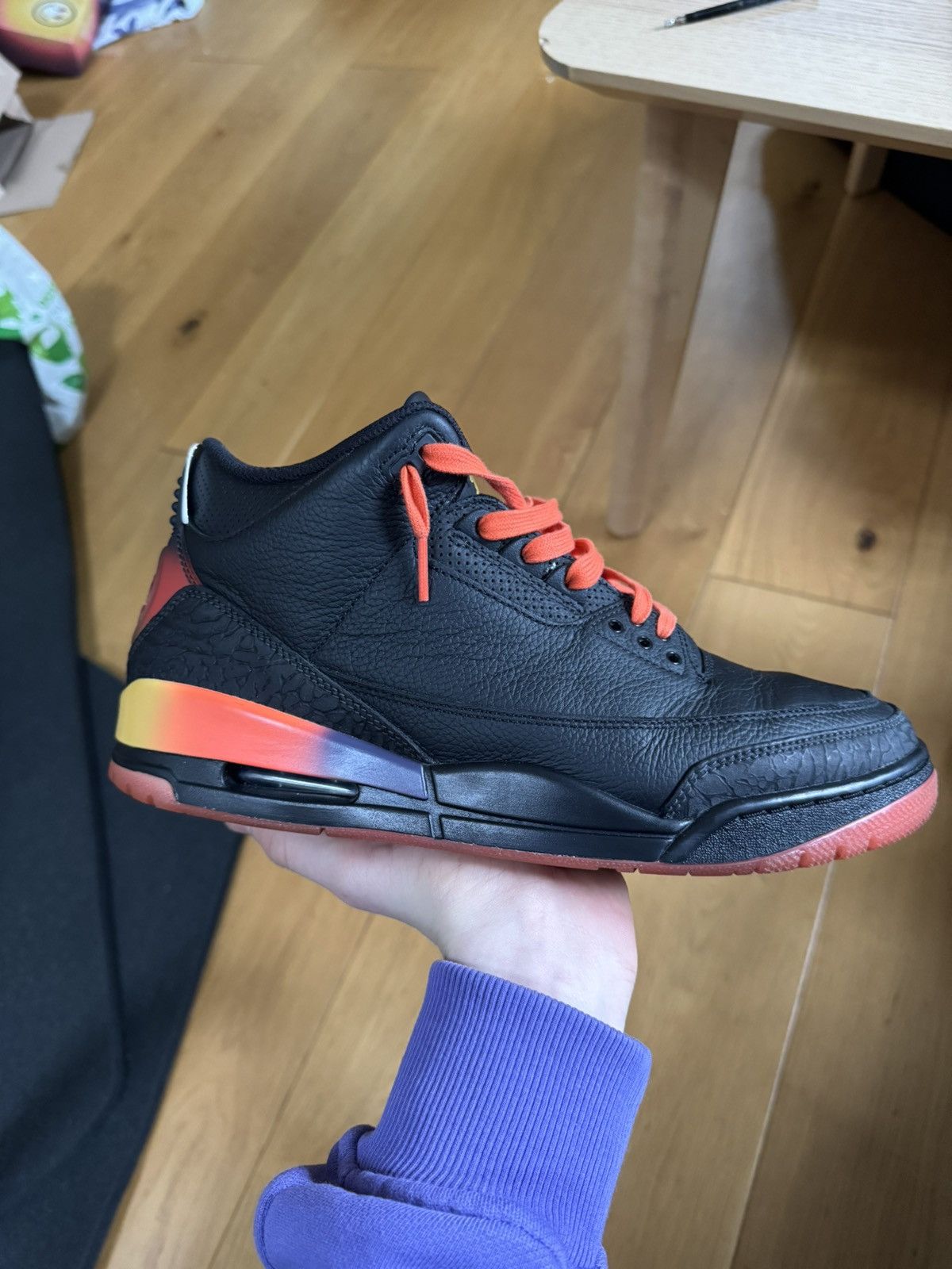 J Balvin × Jordan Brand Jordan 3 J Balvin rio Size US 10.5 / EU 43-44 - 7 Thumbnail