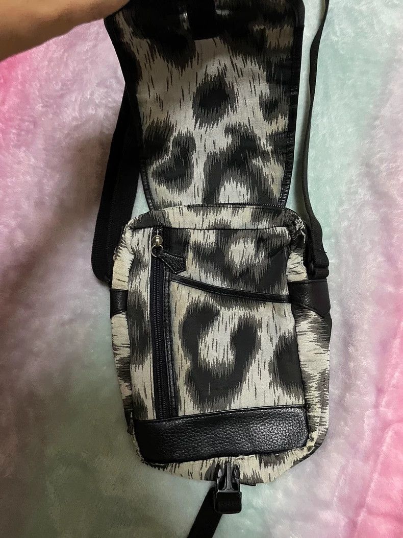 Vivienne Westwood Vivienne Westwood size os Early Saturn Japanese limited edi Size ONE SIZE - 3 Thumbnail