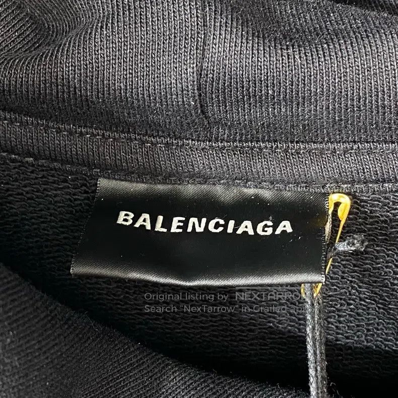 Balenciaga Balenciaga Sweatshirt with graffiti splash letter logo Size US XL / EU 56 / 4 - 6 Thumbnail