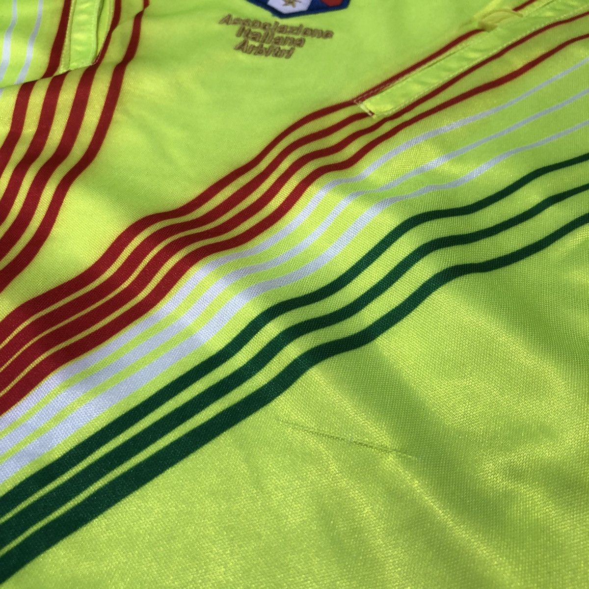 Diadora Italy Serie A 2011 referee jersey Size US M / EU 48-50 / 2 - 6 Thumbnail