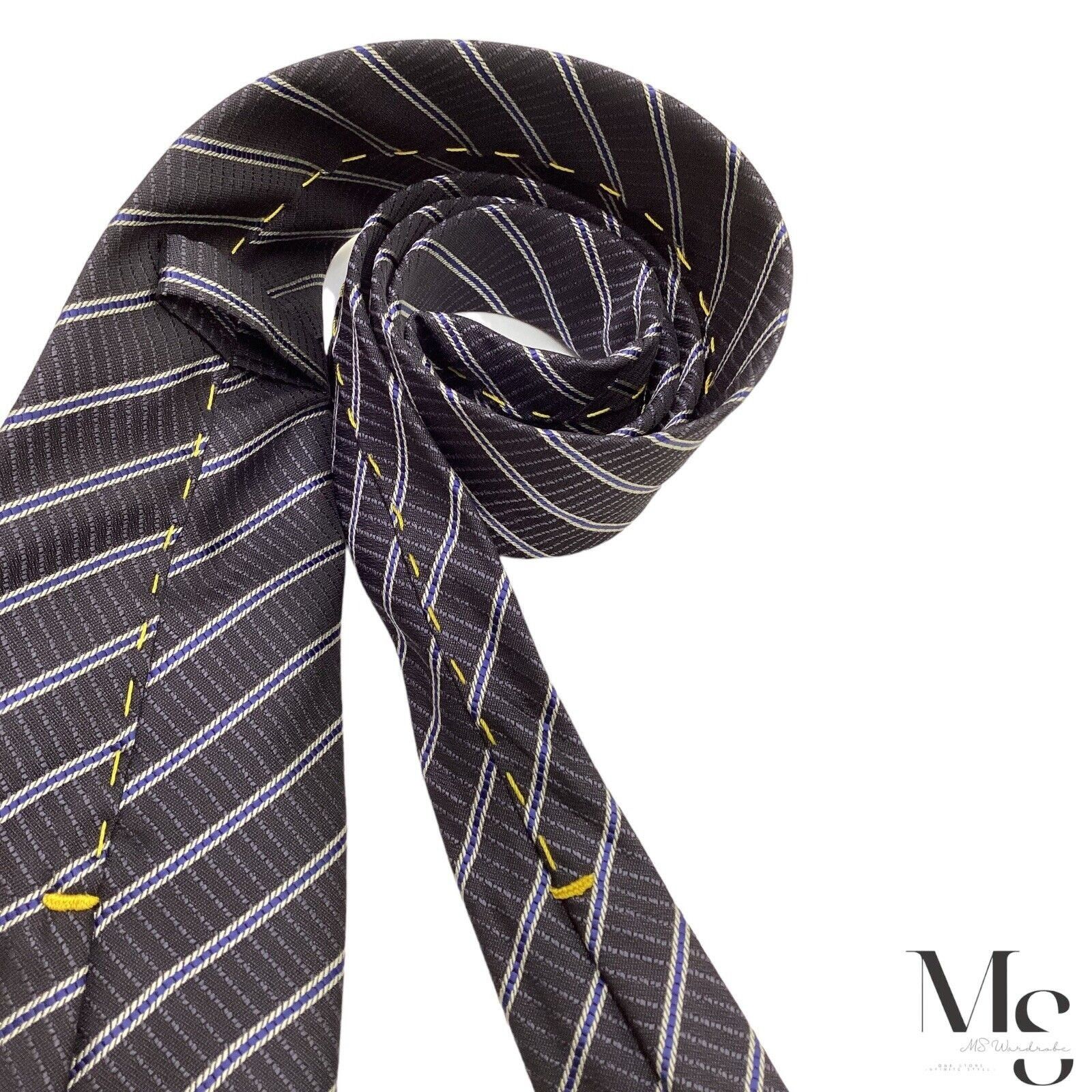 Ungaro Paris UNGARO Gray Striped Luxury Silk Tie Made Italy W: 3.75’’ EC Size ONE SIZE - 4 Thumbnail
