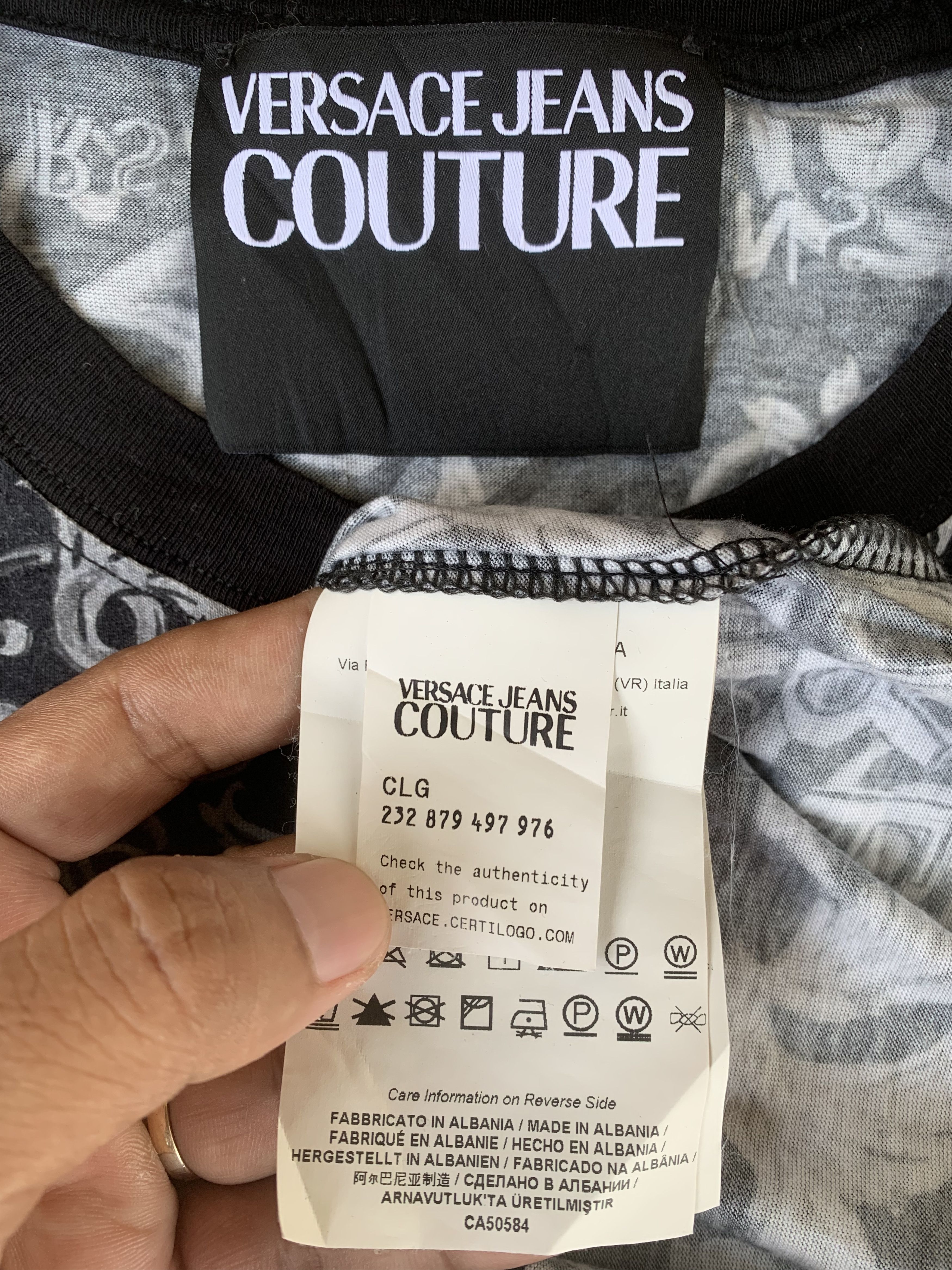 Versace Jeans Couture Versace jeans couture fullprint tee Size US L / EU 52-54 / 3 - 3 Thumbnail