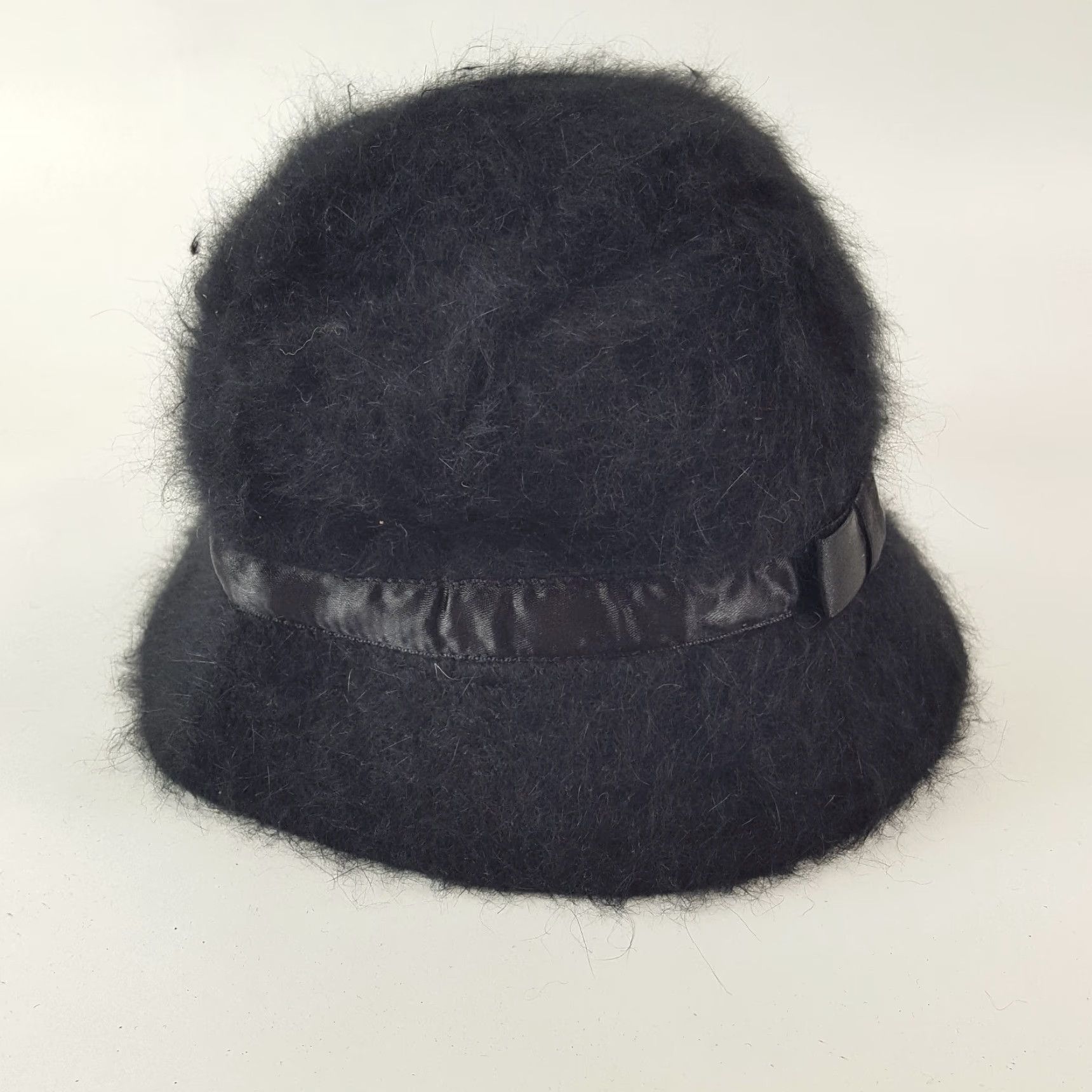 Vintage VINTAGE Women's Bucket Hat Angora Black Rabbit Fur Casual Retro 90s Fashion Fall Spring Summer Winter OSFA Size ONE SIZE - 2 Thumbnail