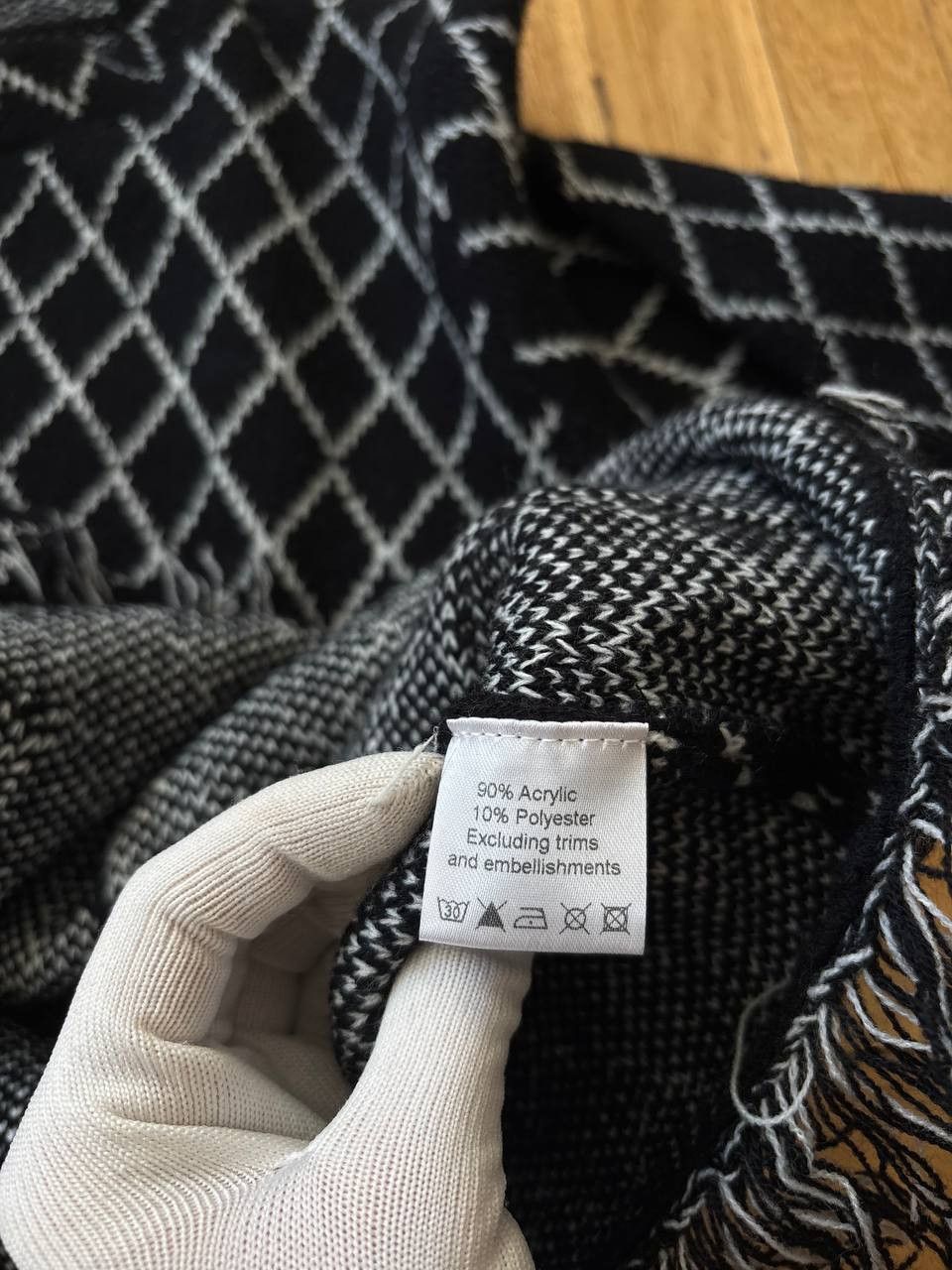 Other Frank Usher womens cardigan wool designer vintage Size S / US 4 / IT 40 - 11 Thumbnail