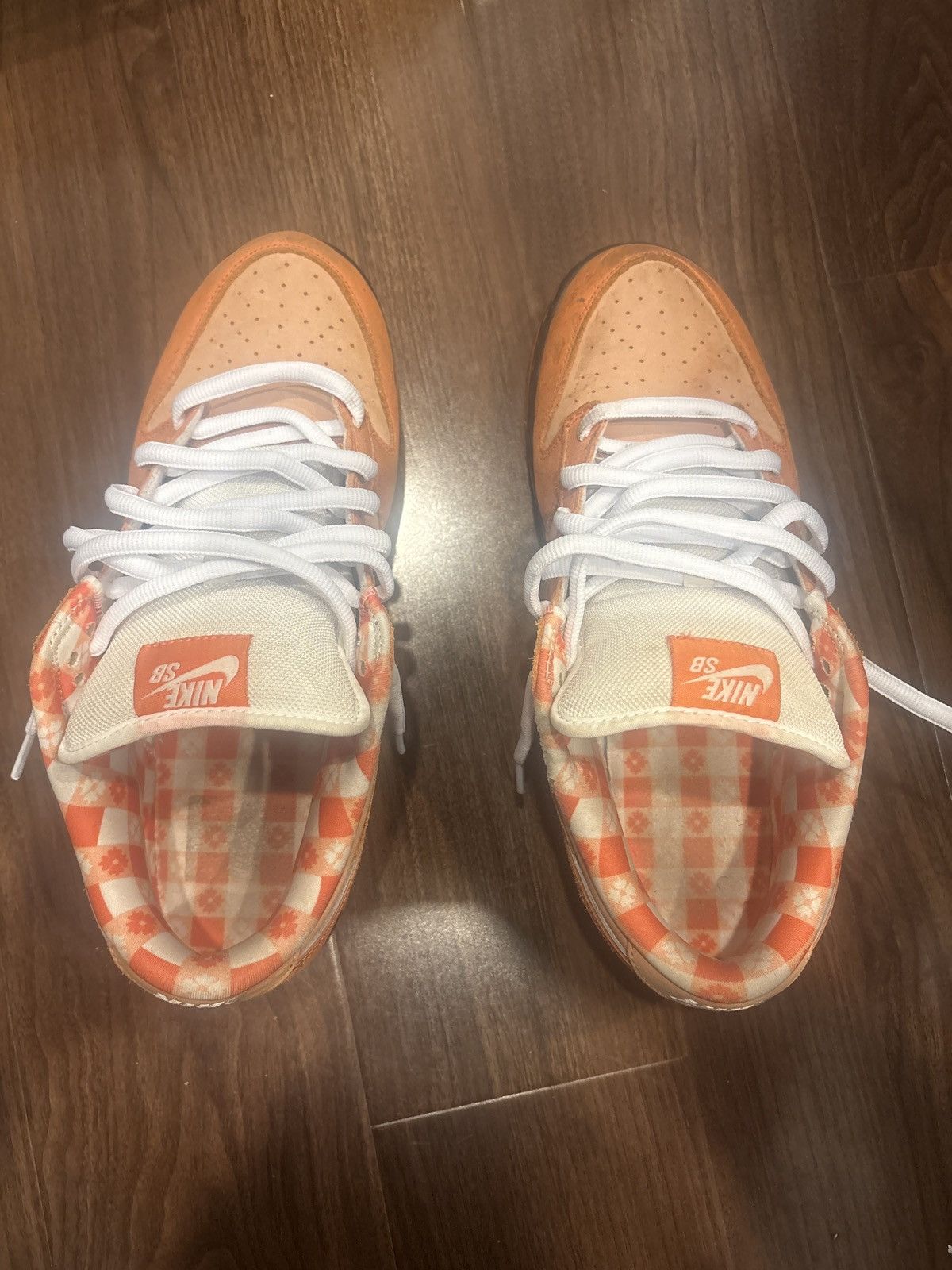 Nike SB Nike SB Dunk Low Size US 12 / EU 45 - 15 Thumbnail