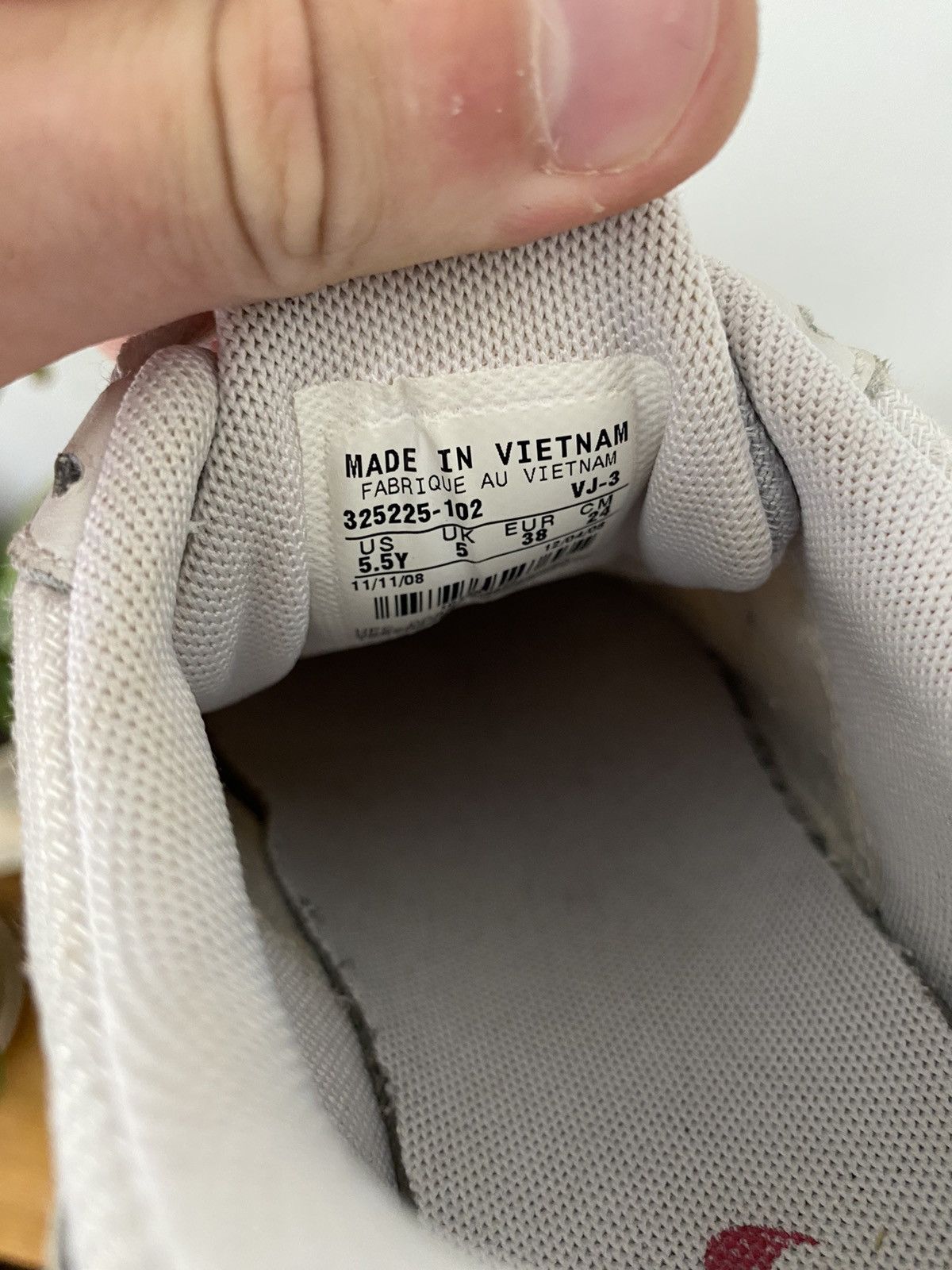 Nike Nike Shox Vintage Sneakers Size US 5.5 / EU 38 - 7 Thumbnail