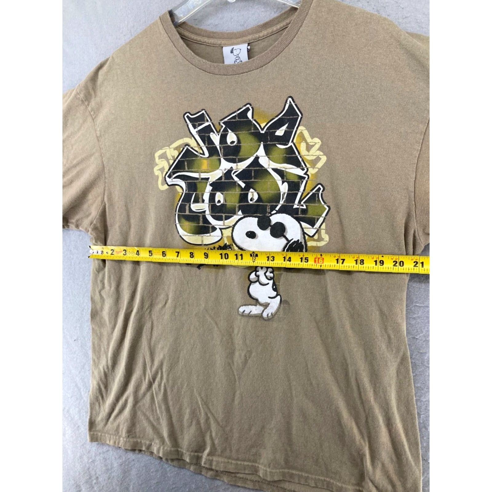Peanuts VINTAGE Peanuts Snoopy T-Shirt Mens XL Crew Neck 1990s Green Cartoon 90s Shirt Mens XL Size US XL / EU 56 / 4 - 2 Thumbnail