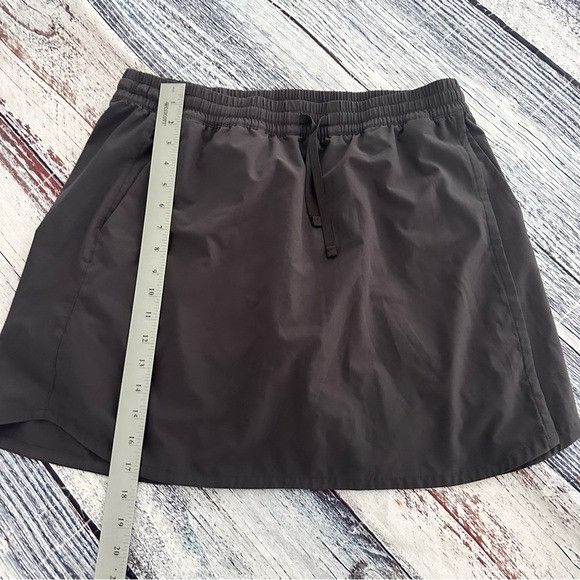 Patagonia Patagonia Fleetwith Skort In Dark Gray Size 34" / US 12 / IT 48 - 11 Thumbnail