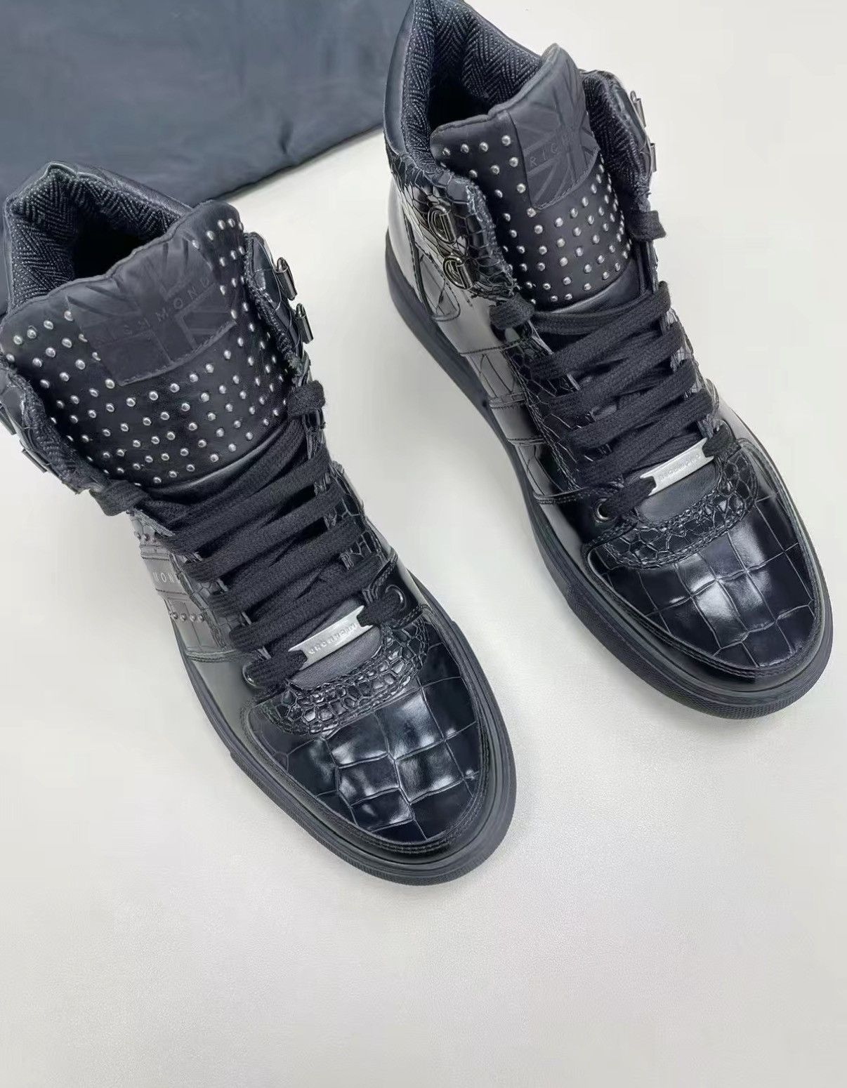 John Richmond Richmond Embossed Mid-Top Casual Shoes J30 Size US 7 / EU 40 - 1 Thumbnail