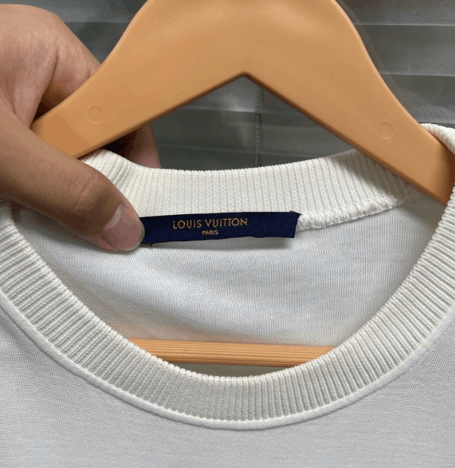 Louis Vuitton Louis Vuitton short-sleeve T-shirt Size US XS / EU 42 / 0 - 3 Thumbnail