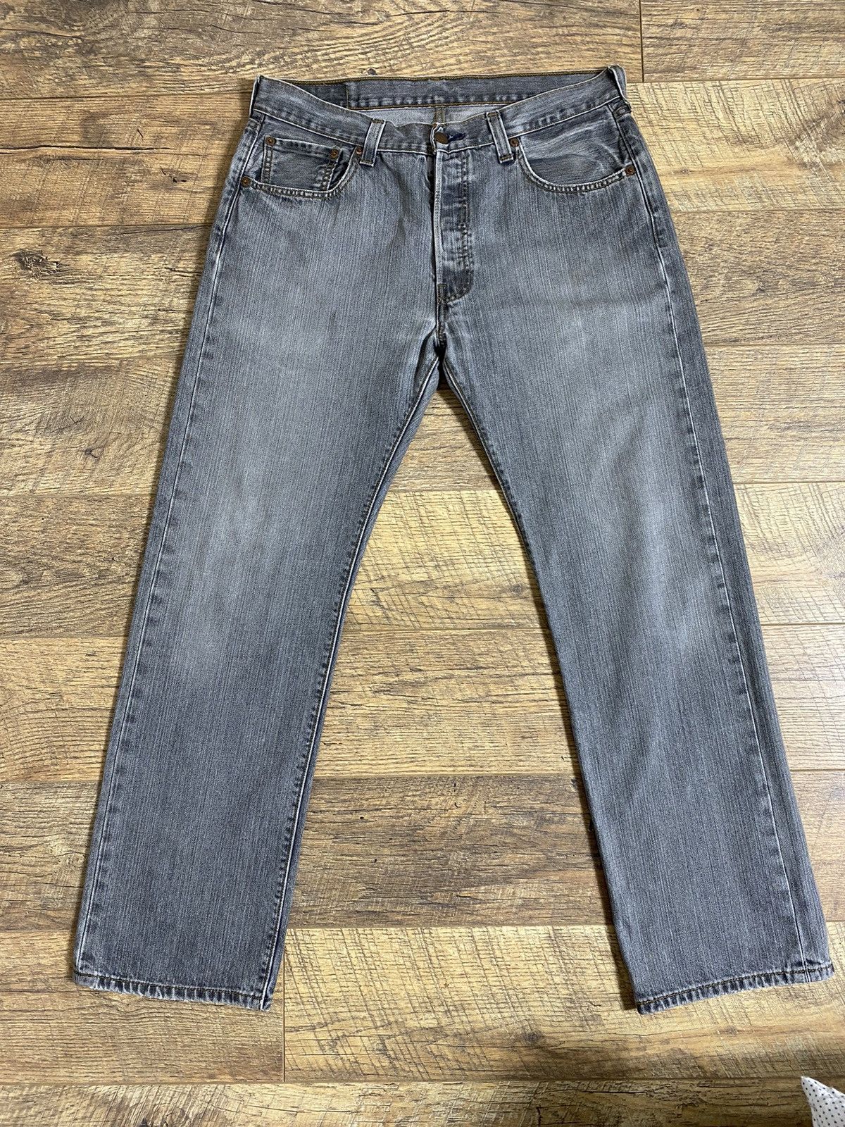 Levi's Levi's 501 Jeans W34 L32 Gray Vintage Great Condition Size US 34 / EU 50 - 2 Thumbnail