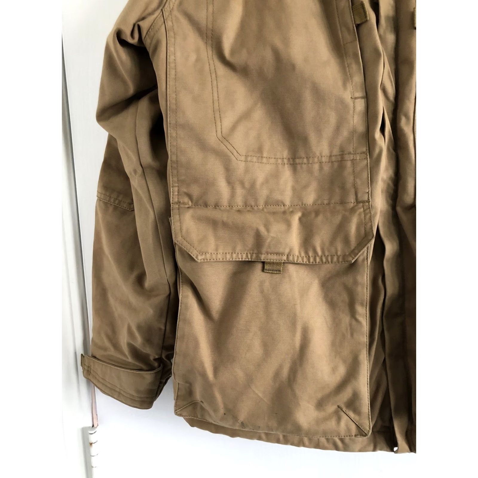 Aigle VINTAGE Aigle Khaki Men’s Coat Size XLarge Padded Military Heavy Winter Warm Jacket Tan Beige Size US XL / EU 56 / 4 - 5 Thumbnail