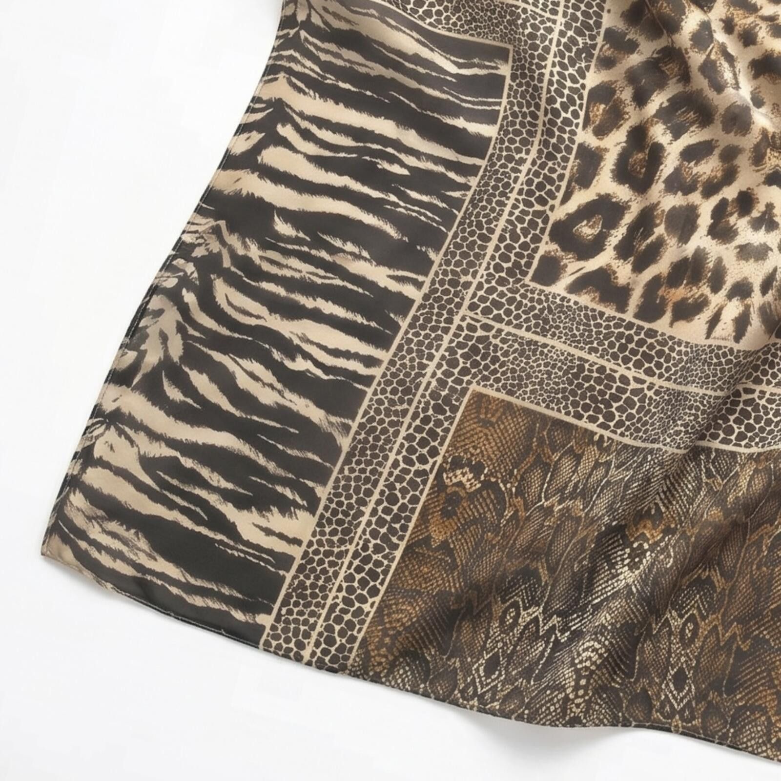 Japanese Brand Leopard Print Headscarf Y2K Bandana Festival Hair Scarf Size ONE SIZE - 7 Thumbnail