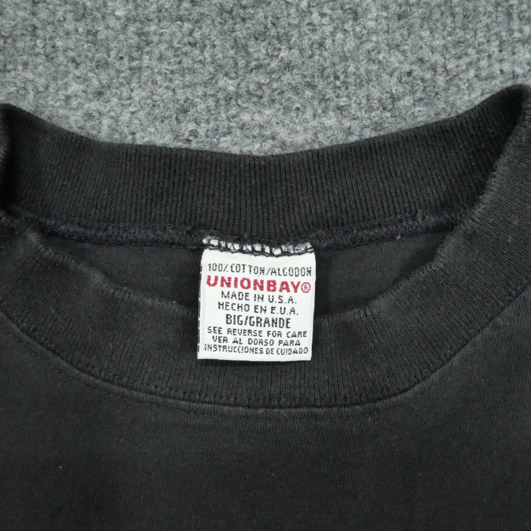 Vintage VINTAGE UnionBay T Shirt Mens L Black 90s Graphic Print Crew Neck Long Sleeve Size US L / EU 52-54 / 3 - 5 Thumbnail