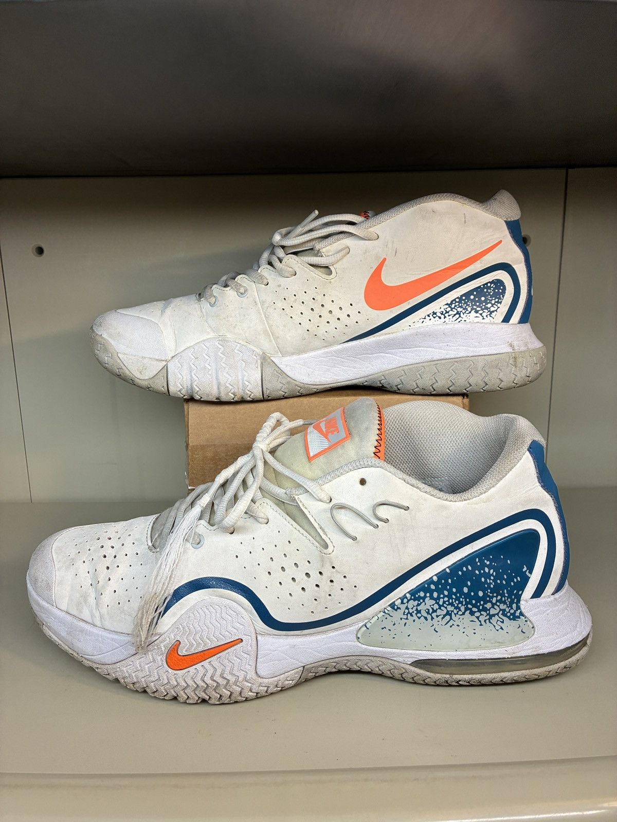 Nike Nike Court Tech Challenge 20 Men's Size 13 Size US 13 / EU 46 - 1 Thumbnail
