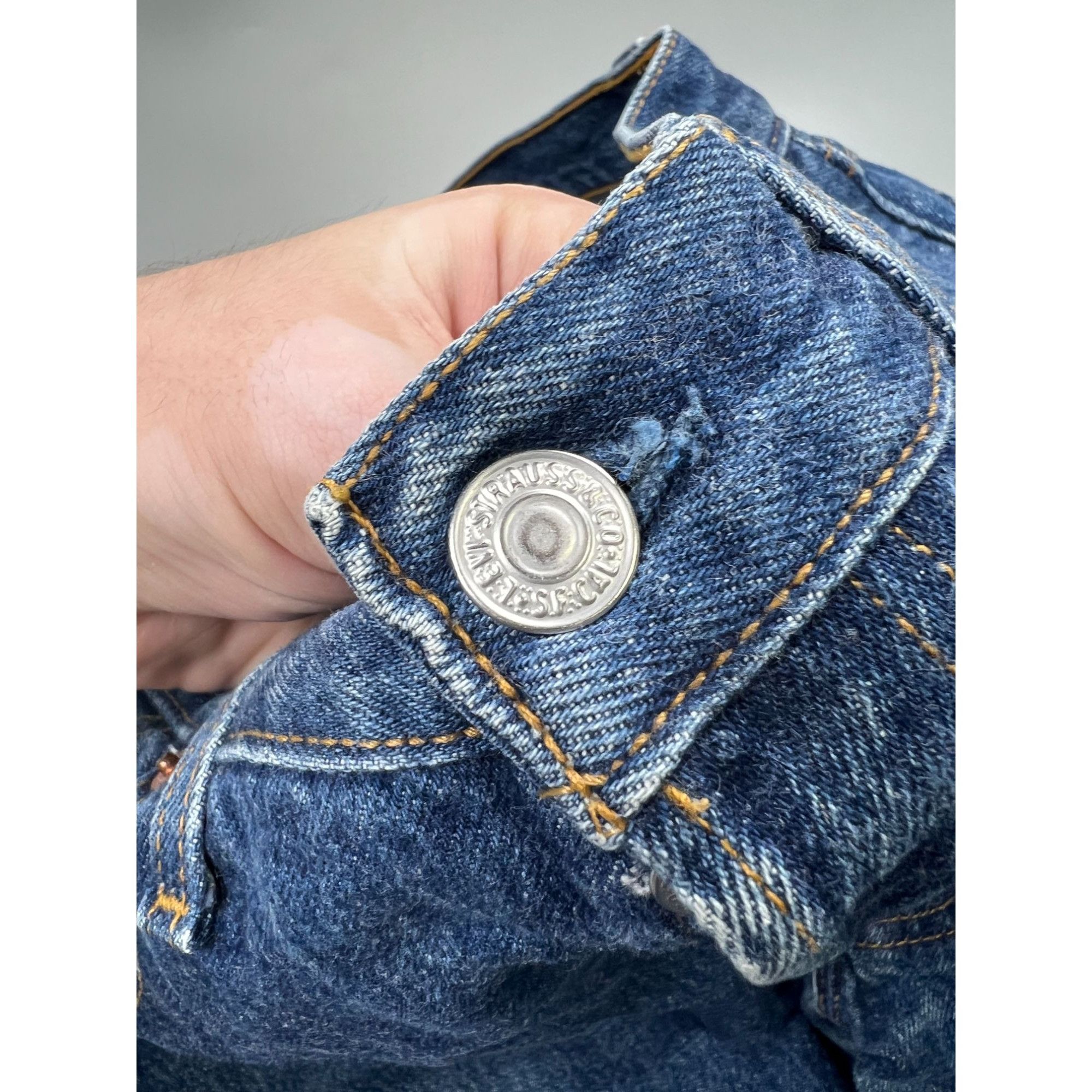 Levi's Levi’s 501 Made In USA Denim Jeans Pants (Y0921) Size US 33 - 4 Thumbnail