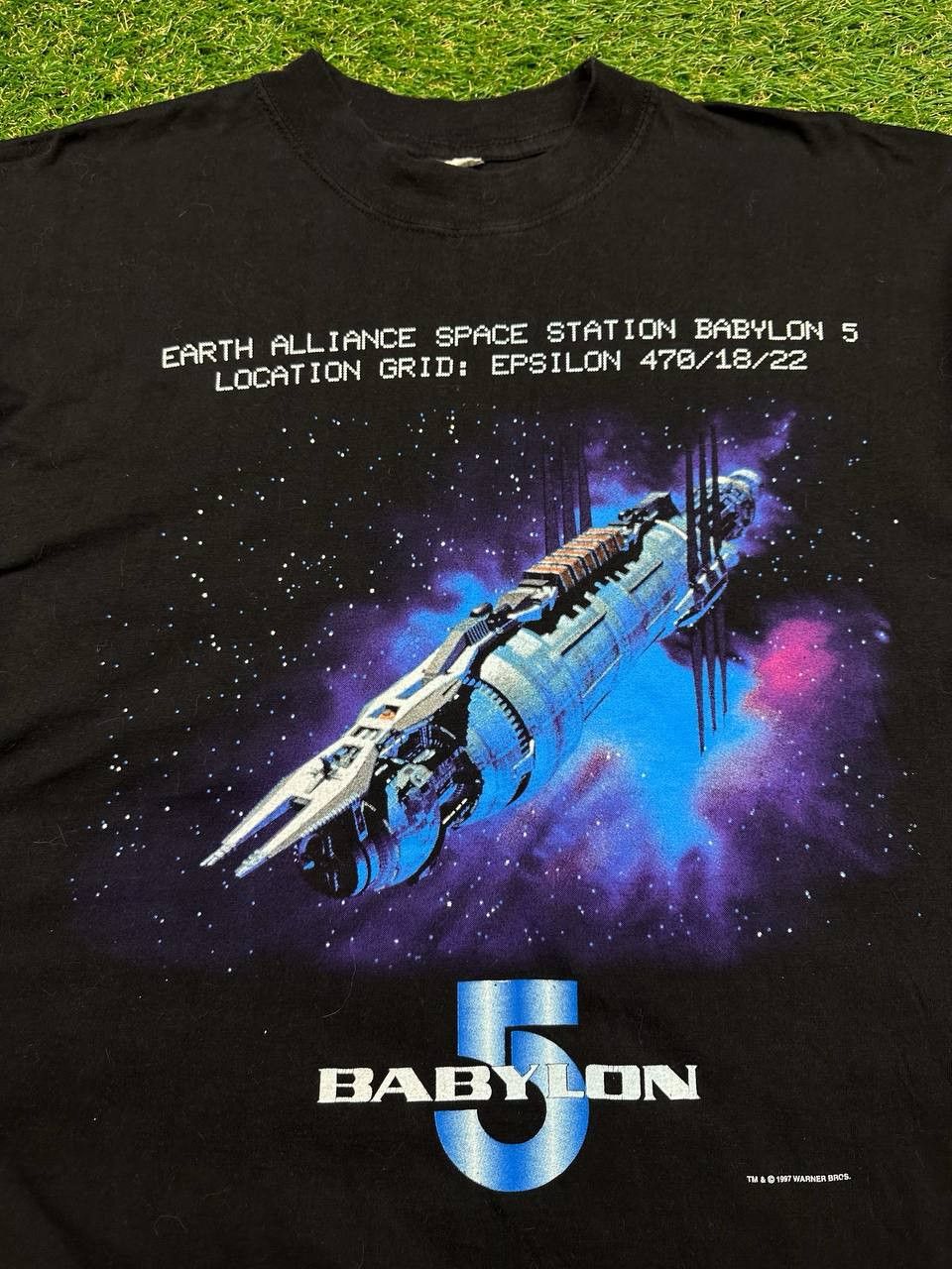 Vintage Vintage Babylon 5 Star Trek Graphic Movie 1997 Tee 90s Size US L / EU 52-54 / 3 - 4 Thumbnail