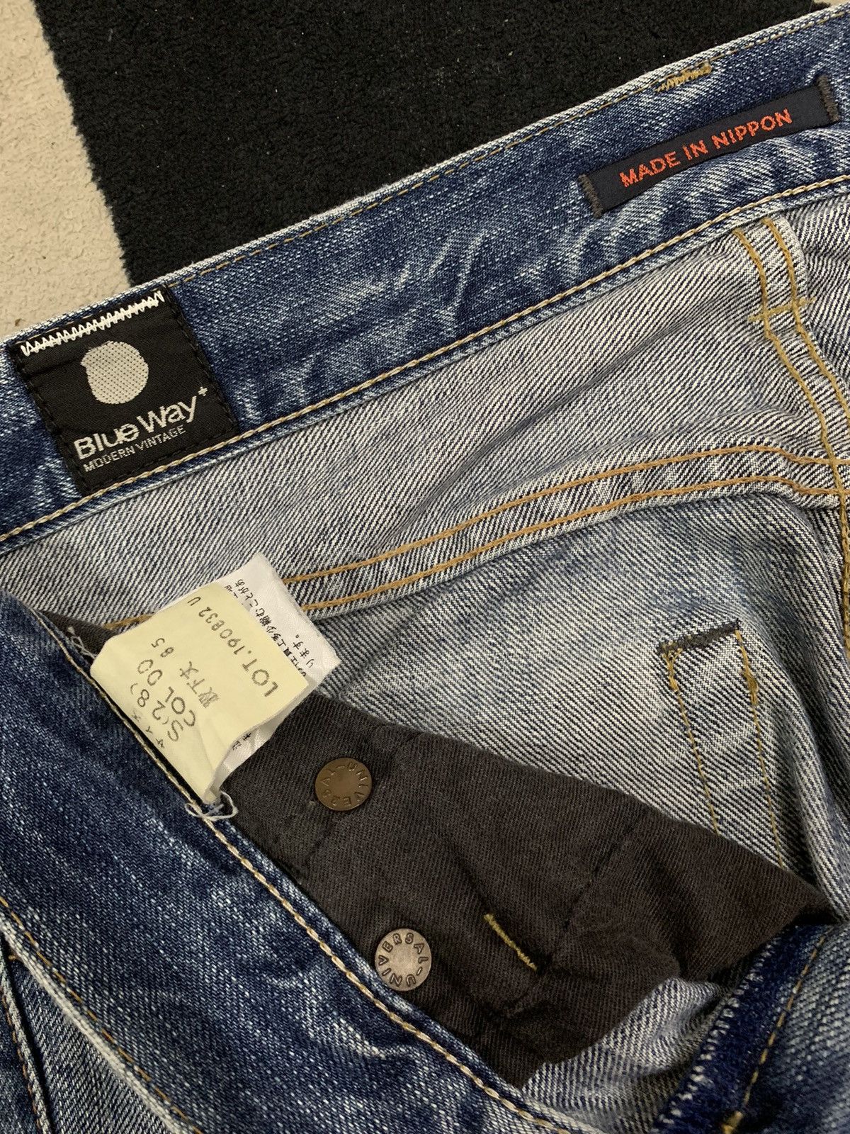 If Six Was Nine Japanese Blue Way Cracked Wash Cross Distressed Flare Jeans Size US 30 / EU 46 - 18 Thumbnail