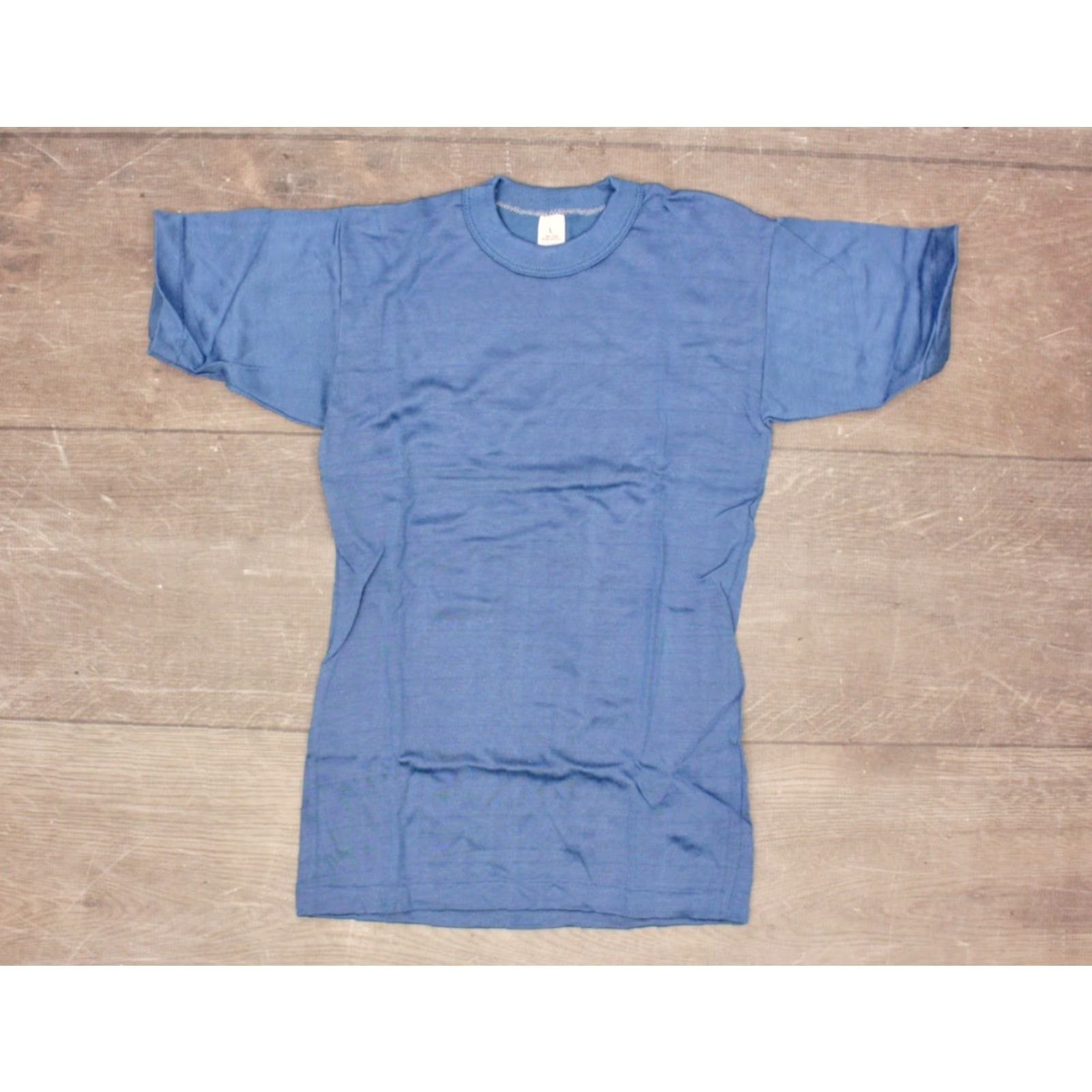Vintage VTG 1960s Lot of 12 NOS Boy's Blue Blank Durene T Shirts Sz L 60s T-Shirt Size US L / EU 52-54 / 3 - 2 Thumbnail