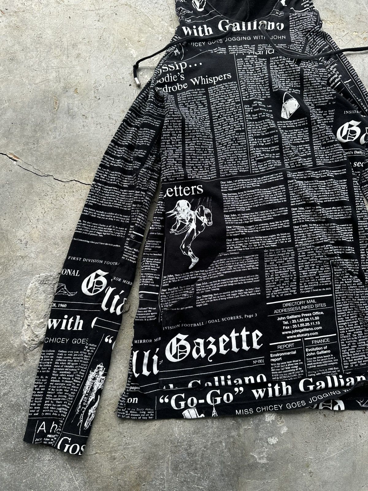 John Galliano John Galliano Gazette Newspaper Hoodie Size US S / EU 44-46 / 1 - 8 Thumbnail