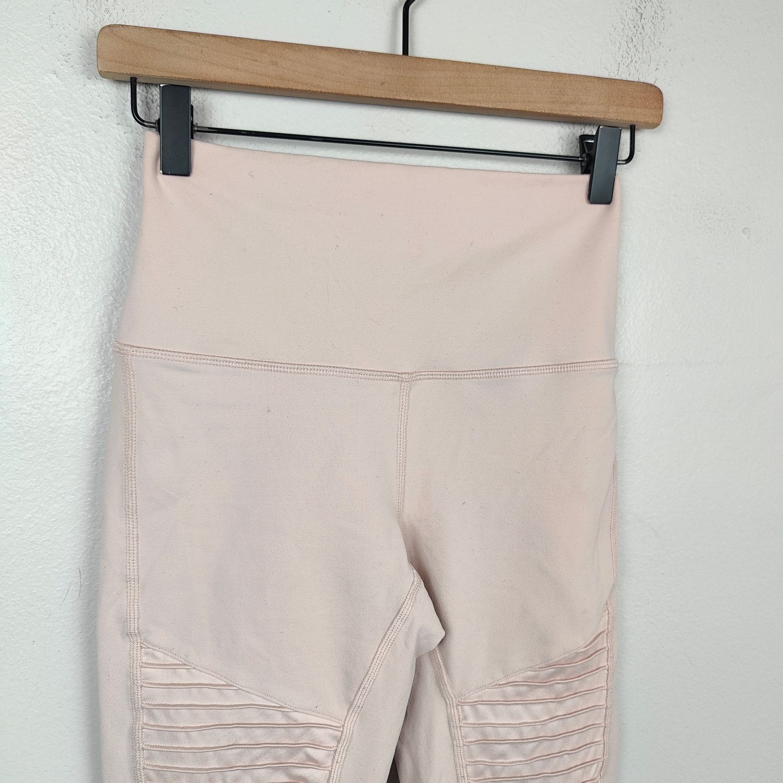 Alo Alo Yoga Moto Leggings Womens Small Light Pink High Rise Size 28" / US 6 / IT 42 - 2 Thumbnail