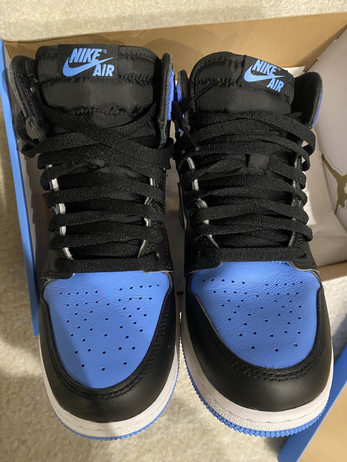 Jordan Brand × Nike Jordan 1 UNC GS 6Y Size US 6 / EU 39 - 7 Thumbnail