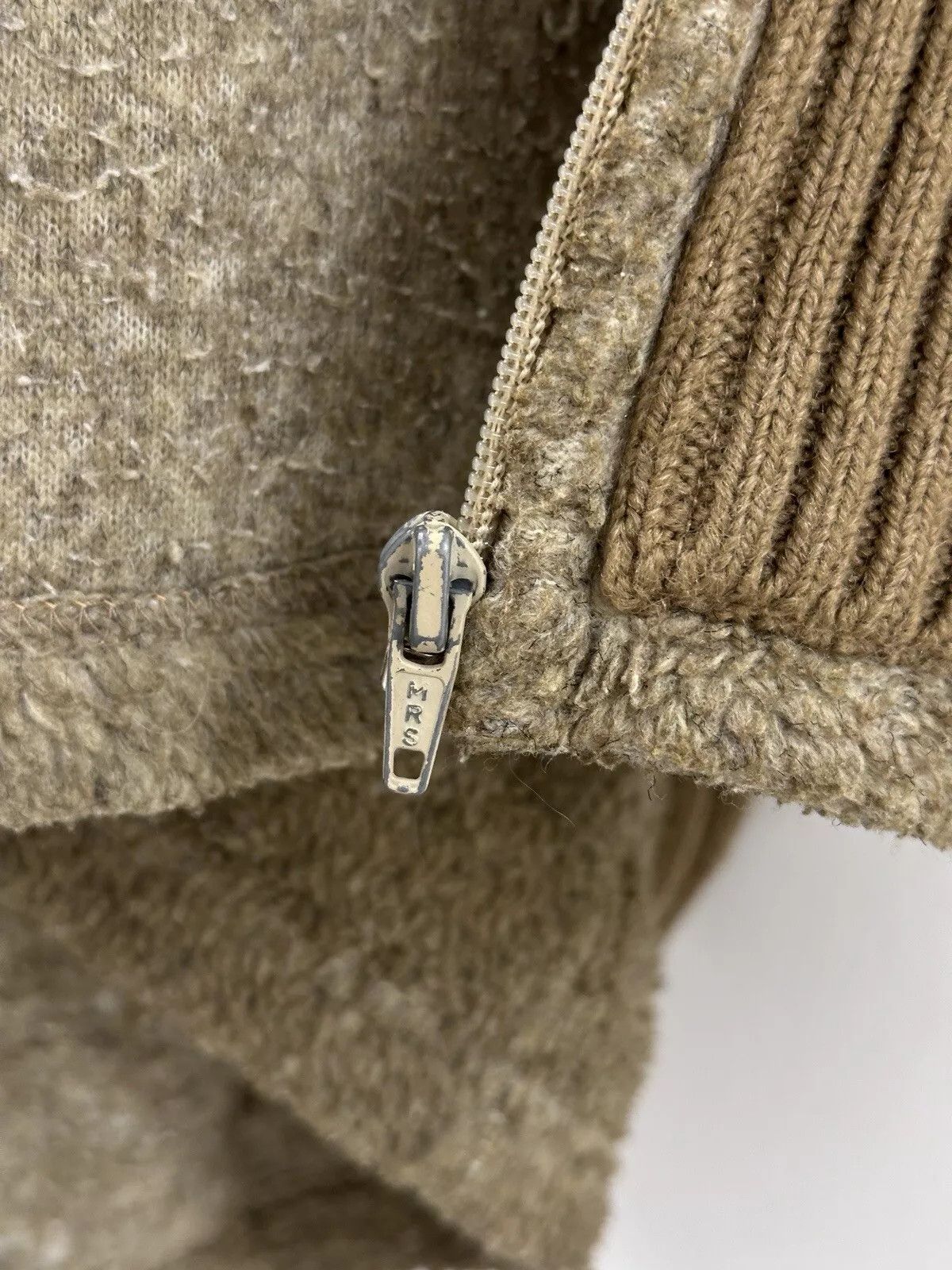 Dolce & Gabbana × Vintage VINTAGE 2000s DOLCE GABBANA DG WOMENS FLEECE SWEATER ZIP Size M / US 6-8 / IT 42-44 - 16 Thumbnail