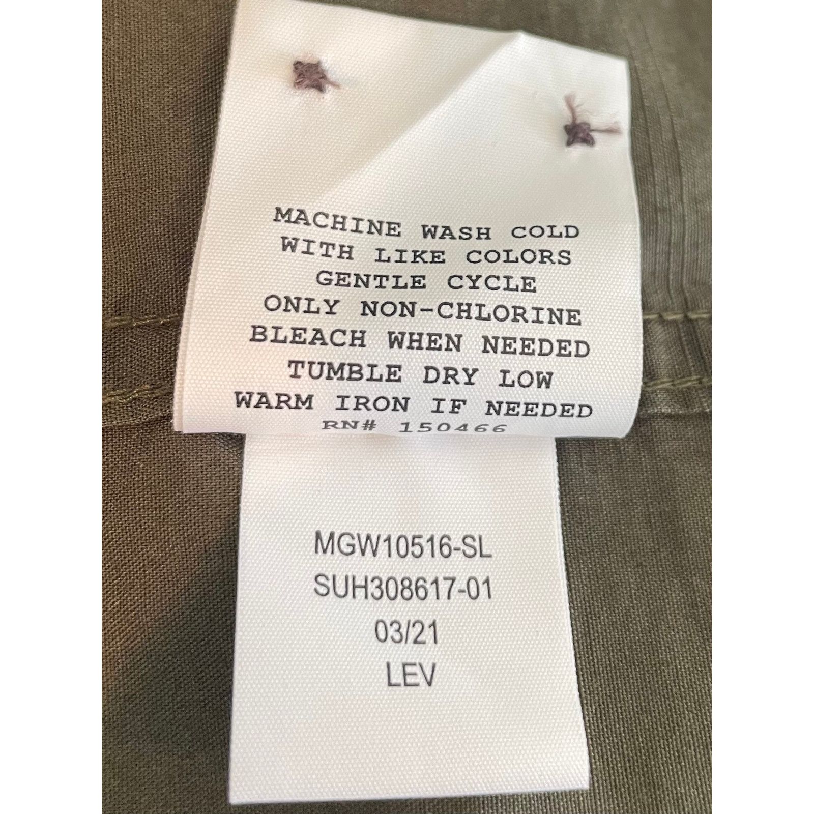 Other Red Ale Olive Button Up, Size M Size US M / EU 48-50 / 2 - 6 Thumbnail