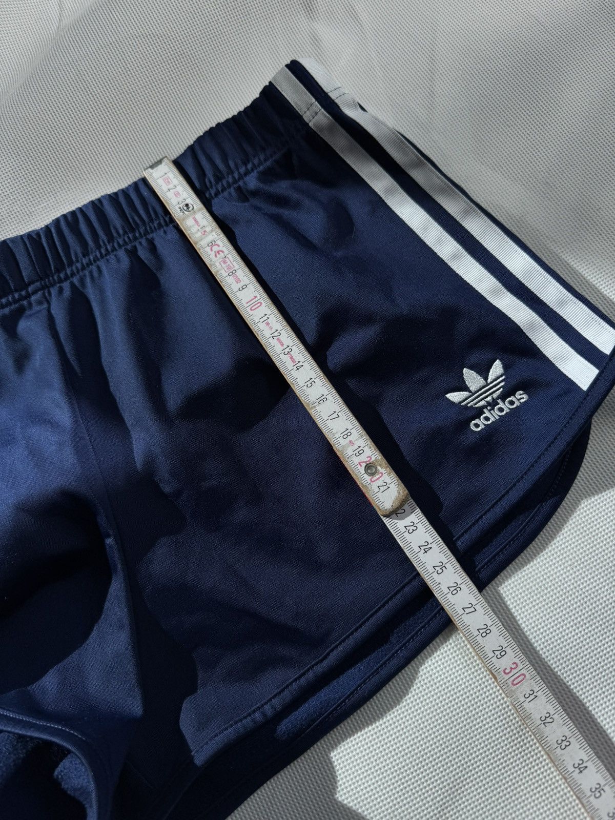 Adidas × Vintage Vintage Y2K Adidas Pinterest Mini Shorts Streetwear 90s Size US 32 / EU 48 - 16 Thumbnail