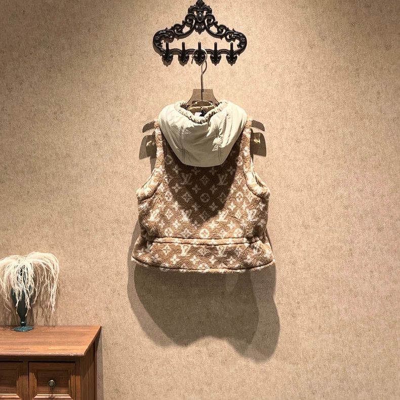 Louis Vuitton Louis Vuitton 26 SS Latest Maillard Old Flower Full Print Size XS / US 0-2 / IT 36-38 - 2 Thumbnail