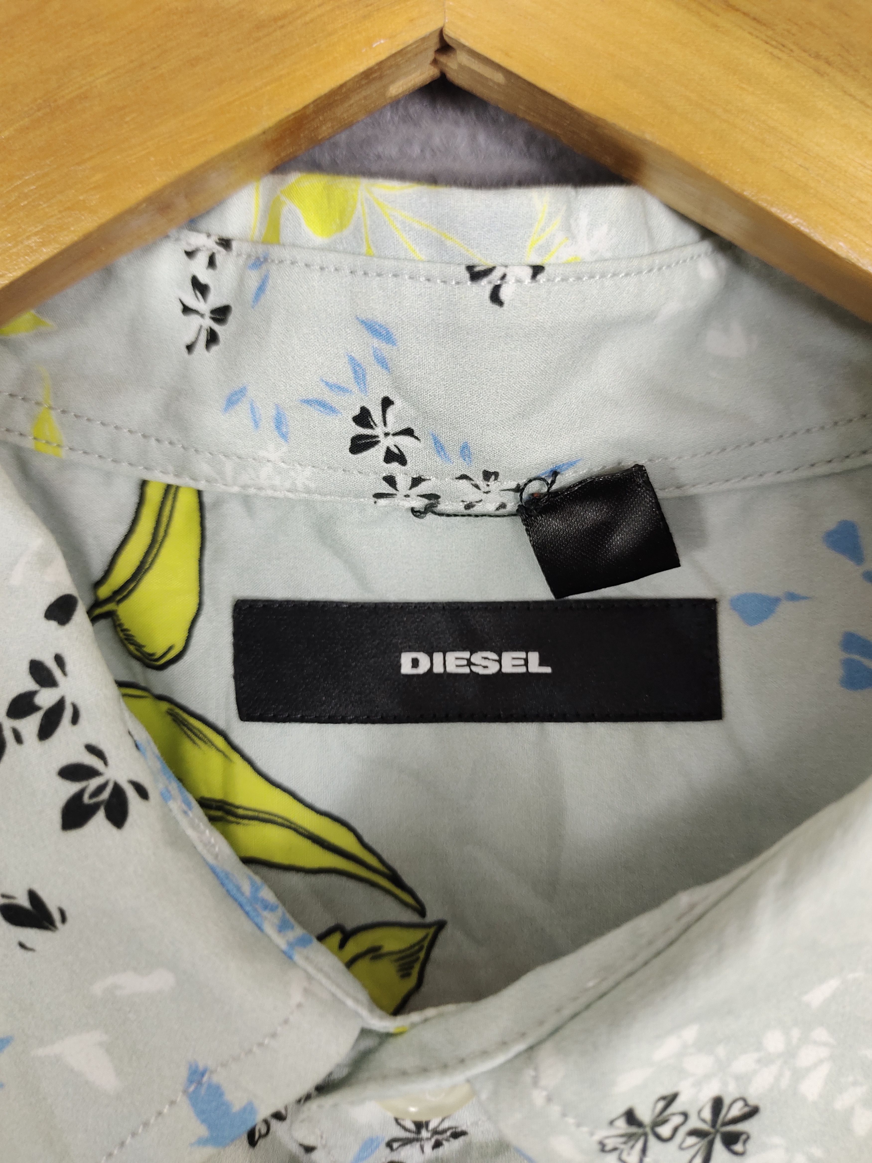 Diesel Vintage Y2k Diesel Flower Printed Oversize Shirt Size US S / EU 44-46 / 1 - 8 Thumbnail