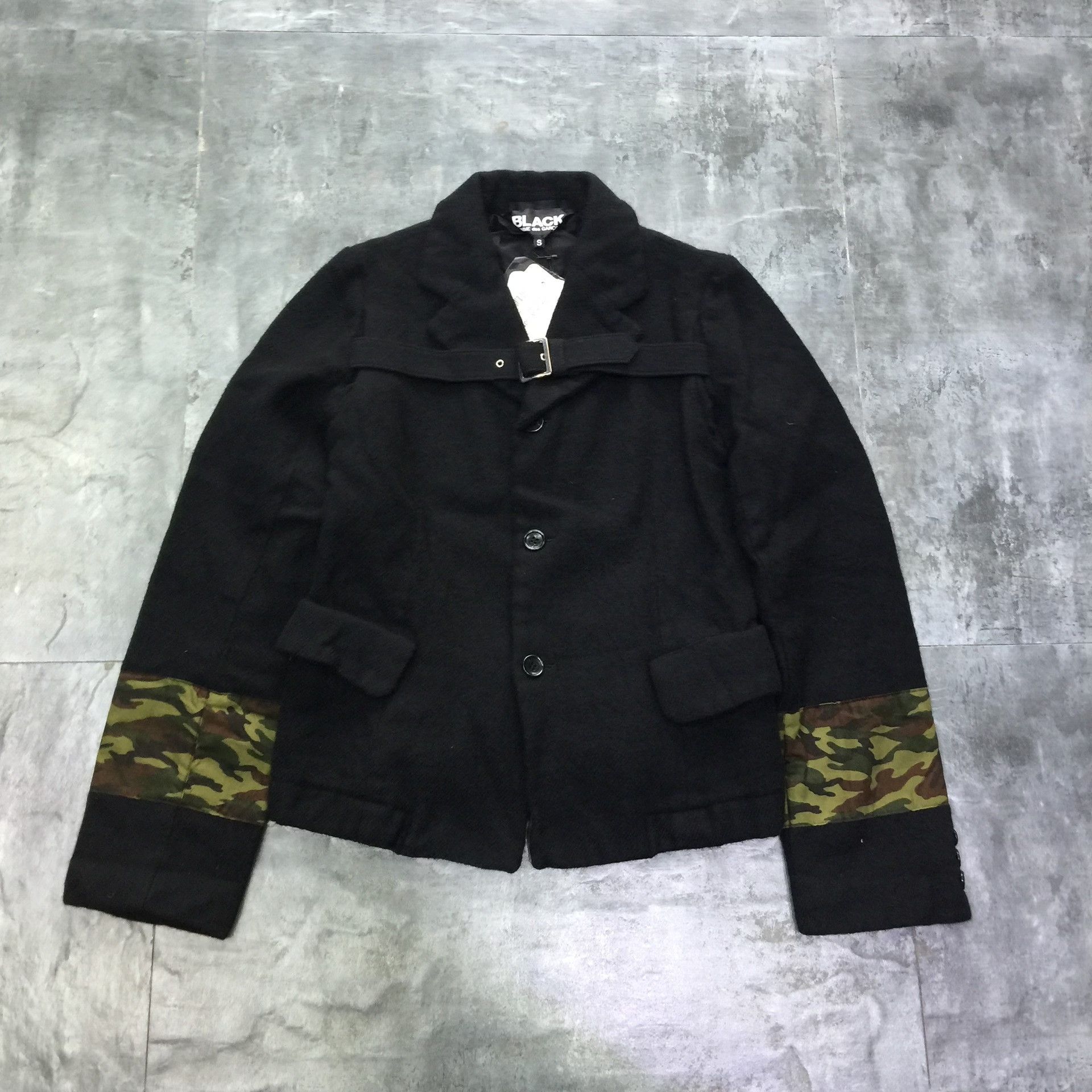 Comme des Garcons CDG Black Camo Patch Wool Blazer Size S / US 4 / IT 40 - 1 Thumbnail