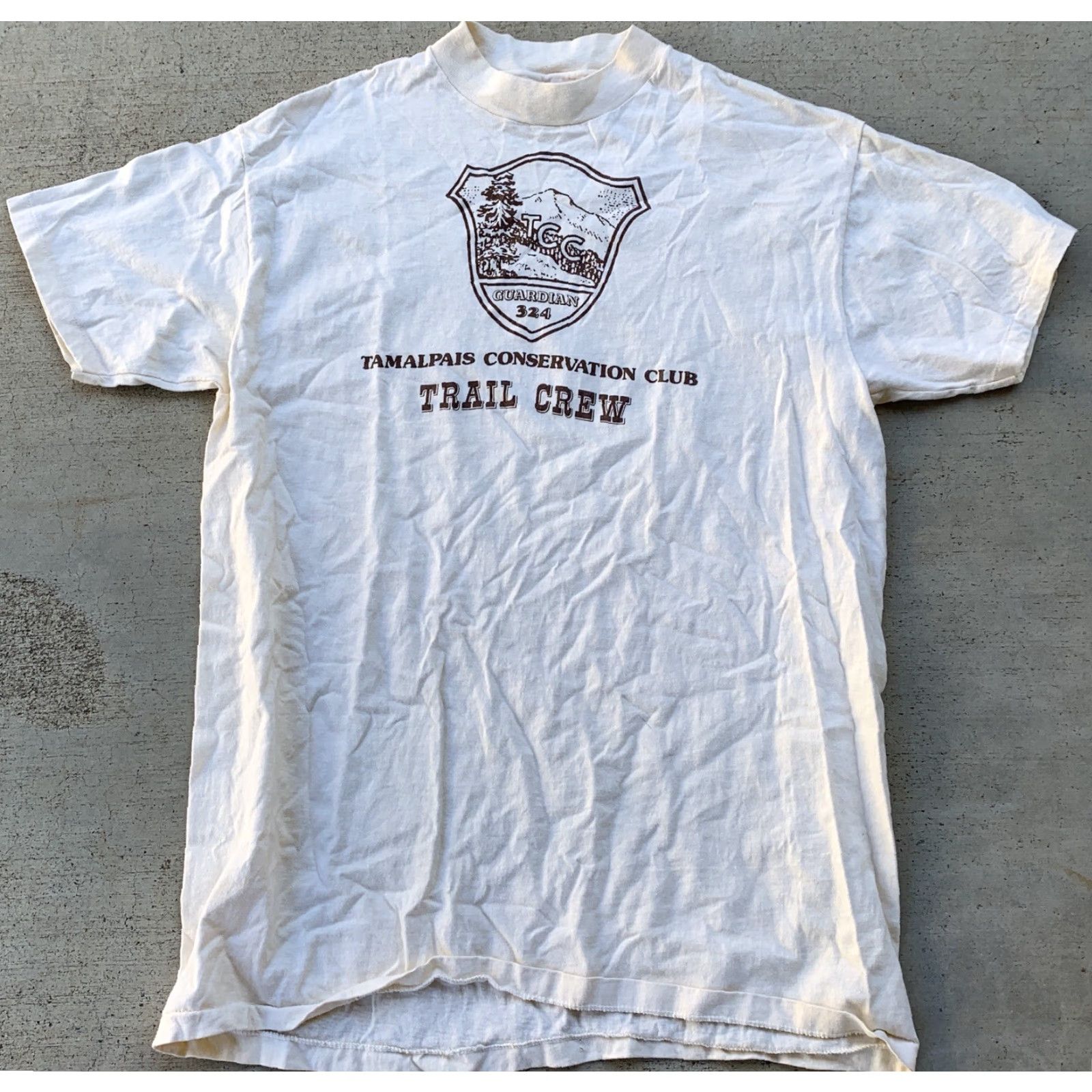 Hanes VINTAGE Hanes TCC Guardian 324 Tamalpais Conservation Club Trail Crew T Shirt XL Men Ivory 1980s Graphic Tee Size US XL / EU 56 / 4 - 7 Thumbnail
