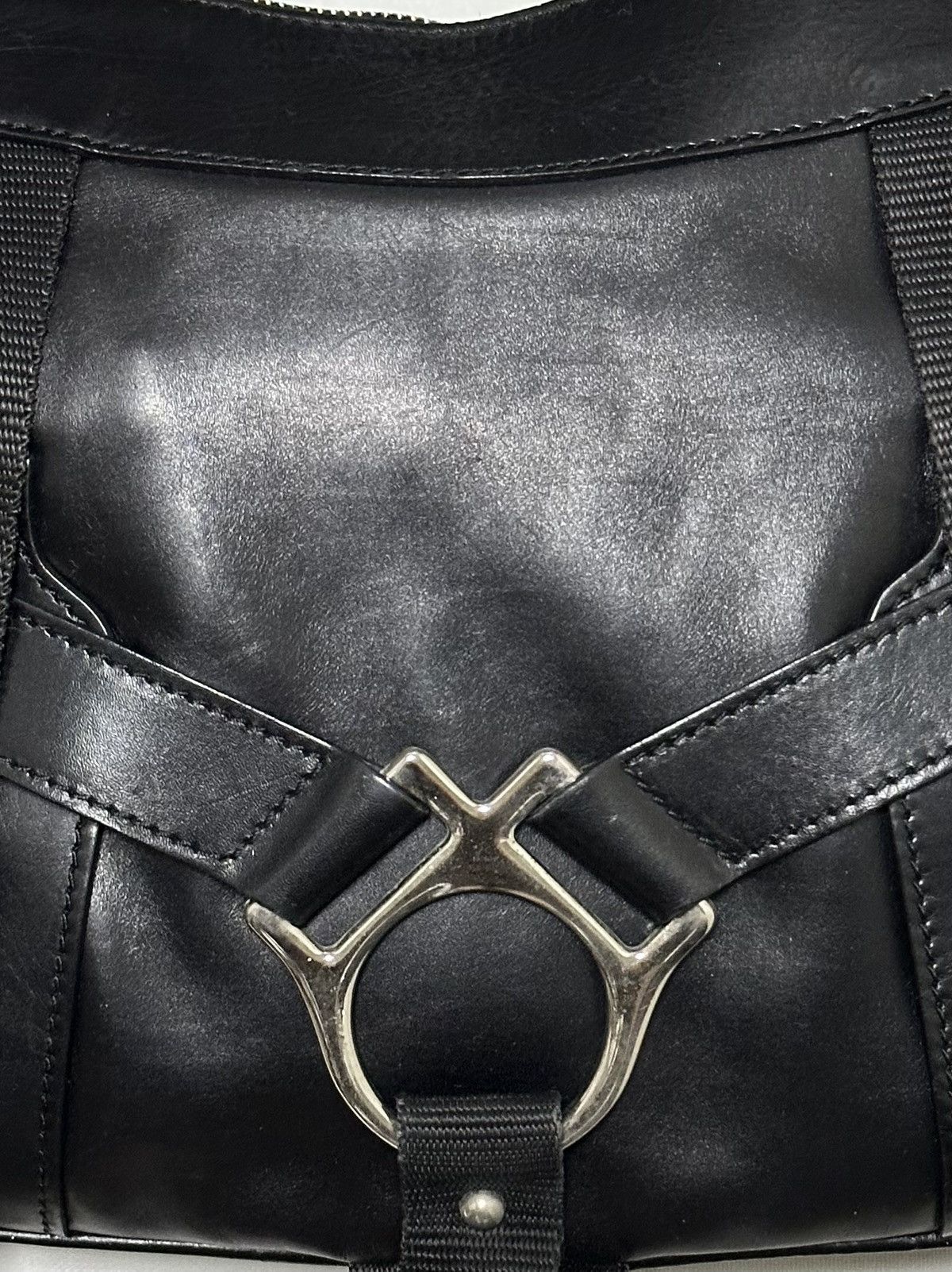 Dolce & Gabbana DOLCE&GABBANA Fall Winter 2003 Bondage Leather Shoulder Bag Size ONE SIZE - 6 Thumbnail