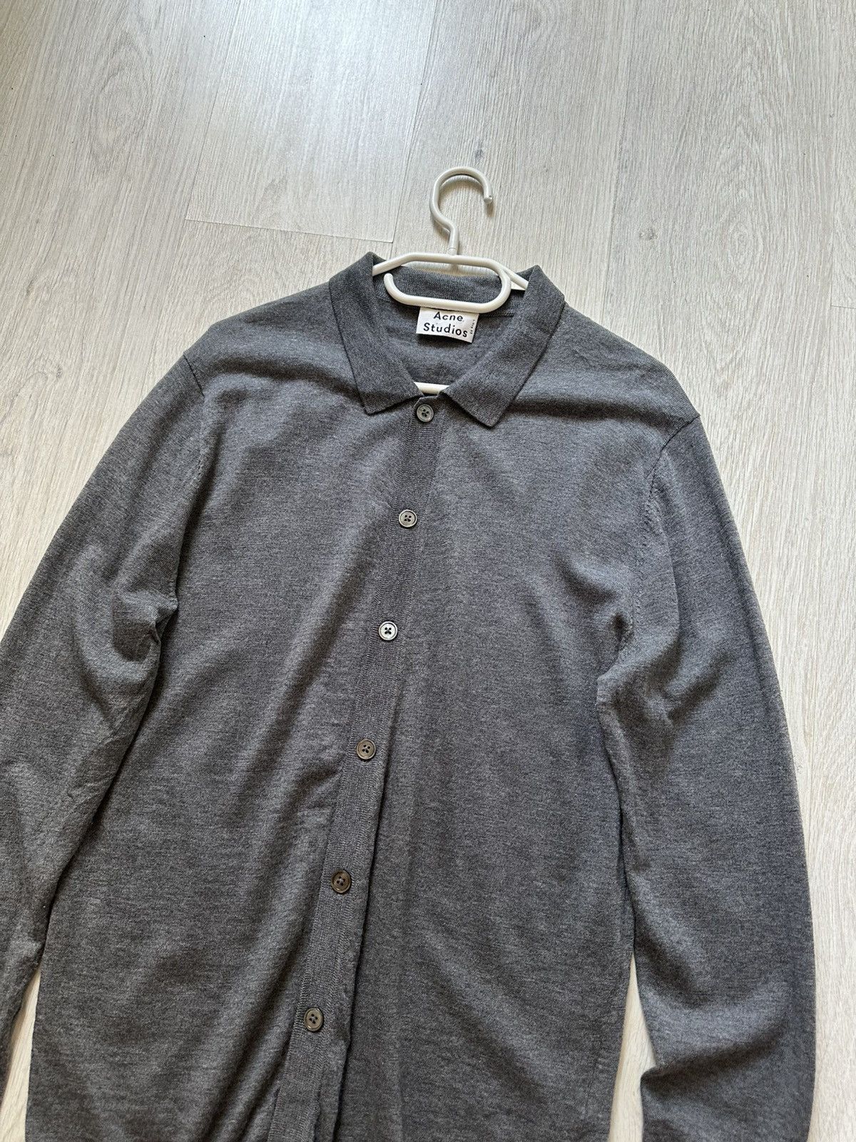 Acne Studios Acne Studios Clissold S Wool Cardigan Sweater Gray Size M Size US M / EU 48-50 / 2 - 2 Thumbnail