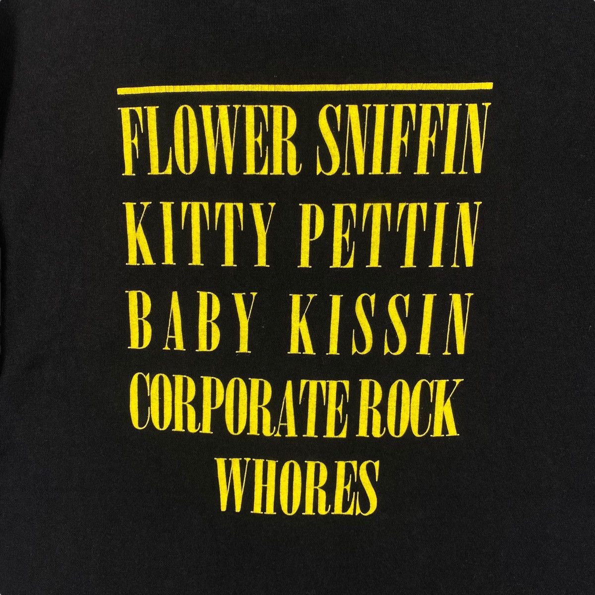 Band Tees × Nirvana × Vintage Vintage 00's NIRVANA Smiley Face Grunge Band Tee Shirt Size US L / EU 52-54 / 3 - 6 Thumbnail