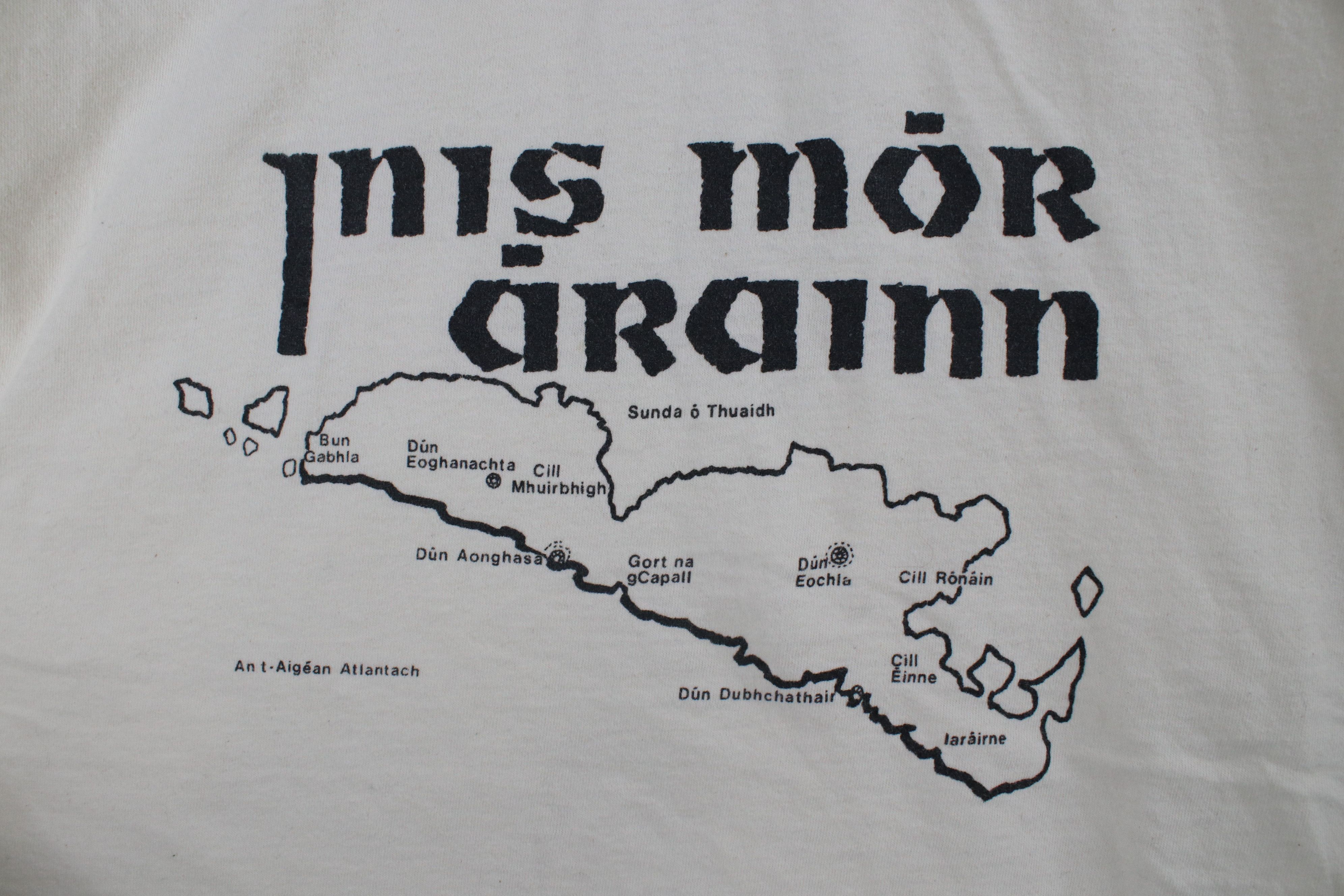 Vintage Vintage 90s Inis Mor Arainn Inishmore Ireland T-Shirt Cream Size US XXL / EU 58 / 5 - 5 Thumbnail
