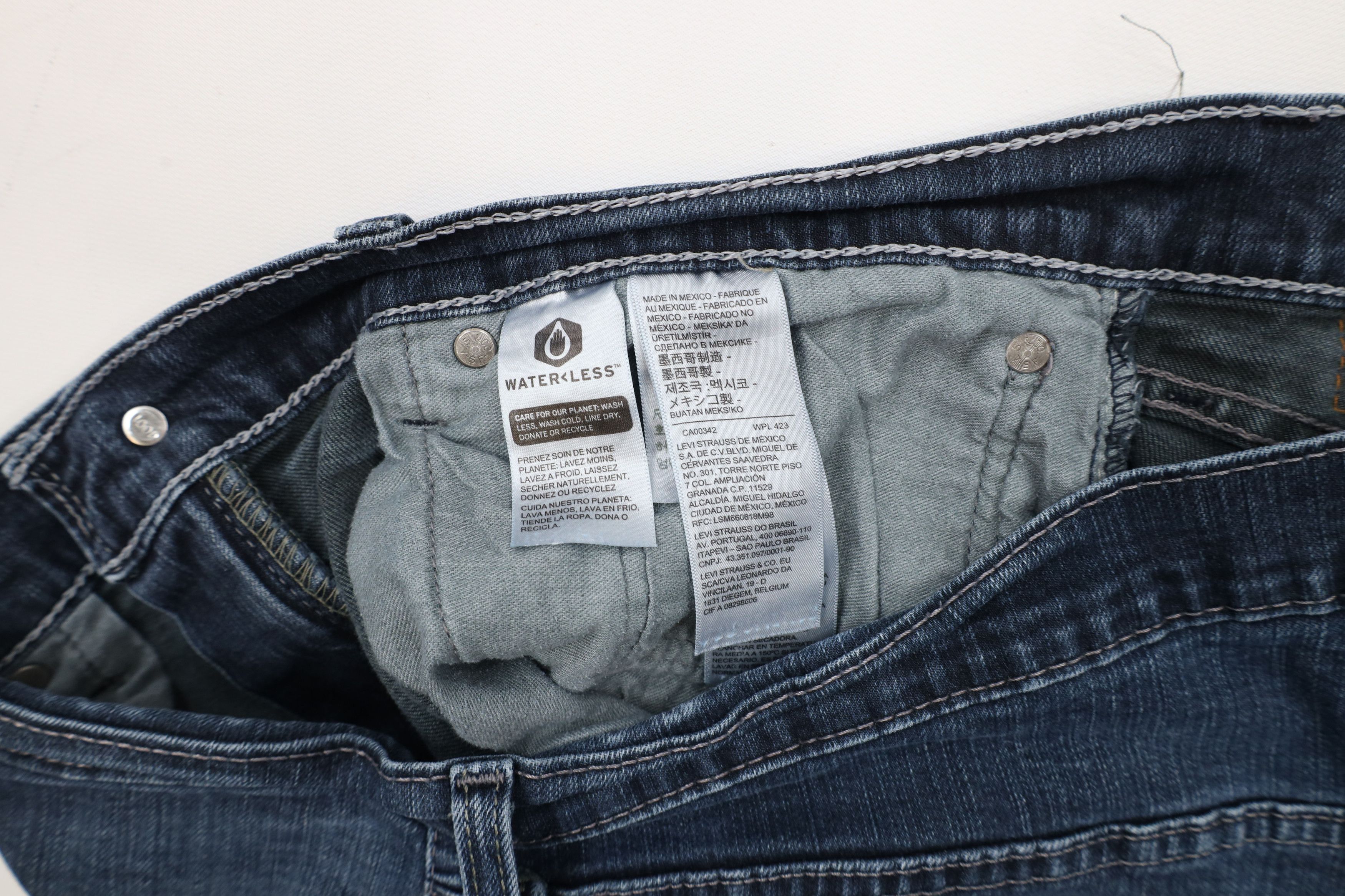 Levi's × Vintage Vintage Y2K Levis 559 Fit Straight Leg Denim Jeans Blue Size US 34 / EU 50 - 6 Thumbnail
