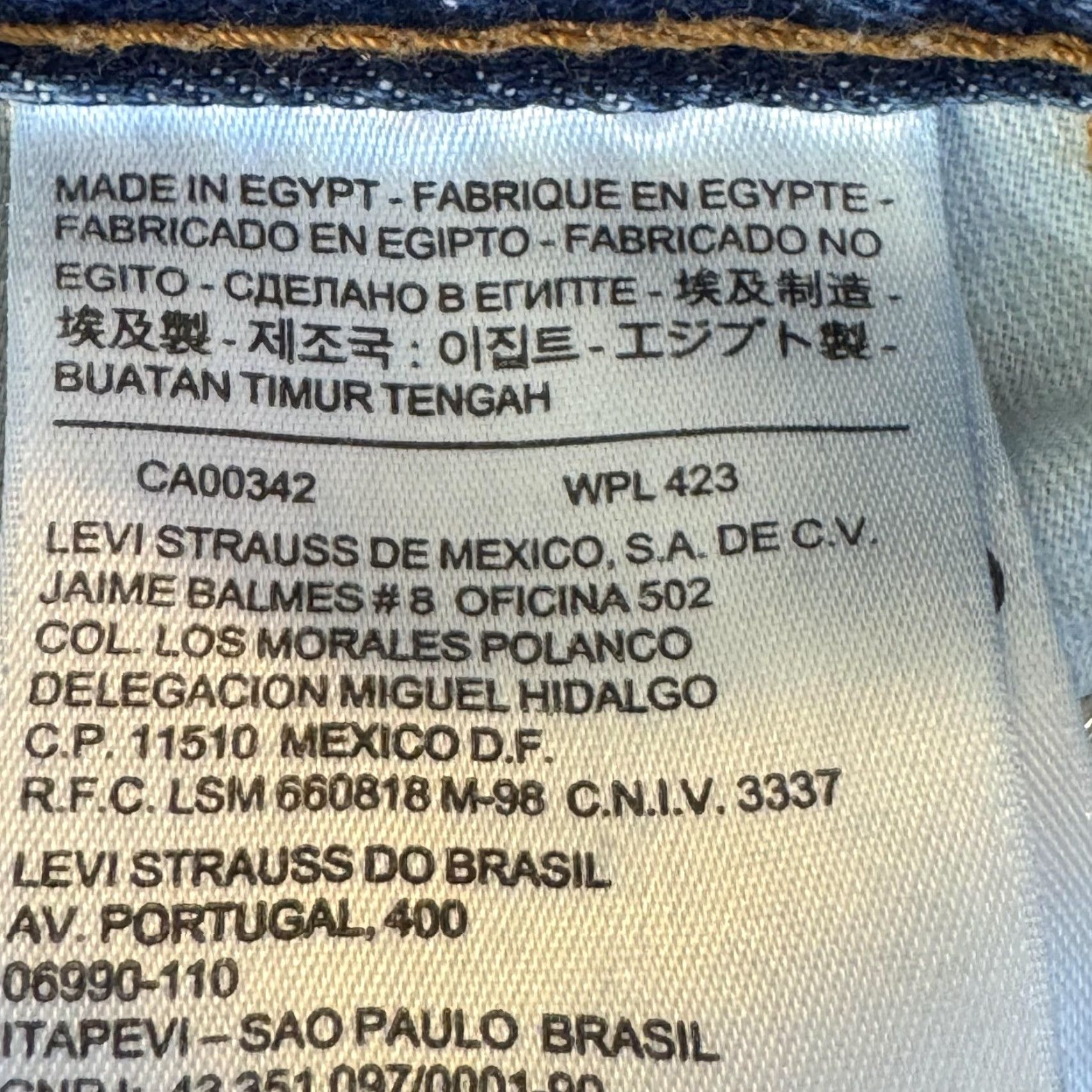 Levi's VINTAGE Levis 550 Jeans Mens 42x32 Blue Relaxed Tapered Leg Denim Pants High Rise Size US 42 / EU 58 - 4 Thumbnail