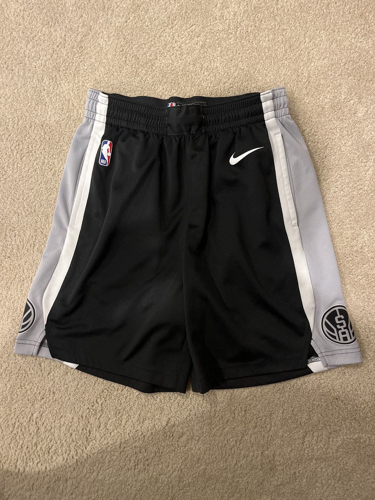 Nike Nike x San Antonio Spurs Shorts Size US 38 / EU 54 - 1 Thumbnail