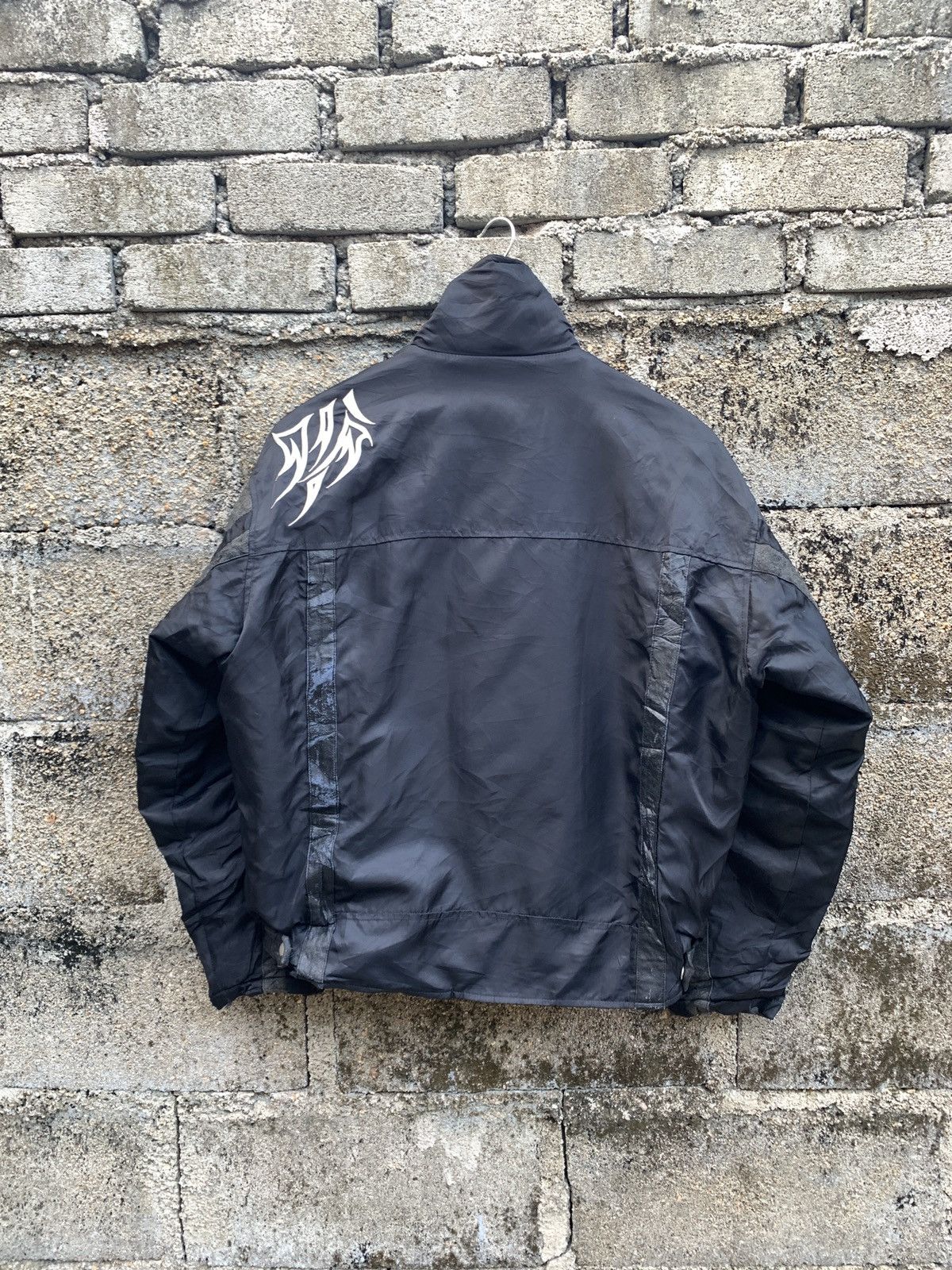 Japanese Brand Vintage Hanging Around Outrageous Fellow Zipper Jacket Size US L / EU 52-54 / 3 - 10 Thumbnail