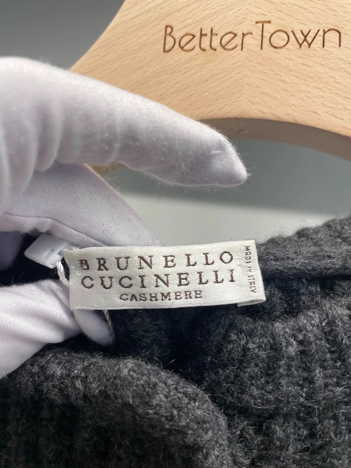 Brunello Cucinelli BC beaded cashmere short-sleeve cardigan black/gray S/XS Size XS / US 0-2 / IT 36-38 - 2 Thumbnail