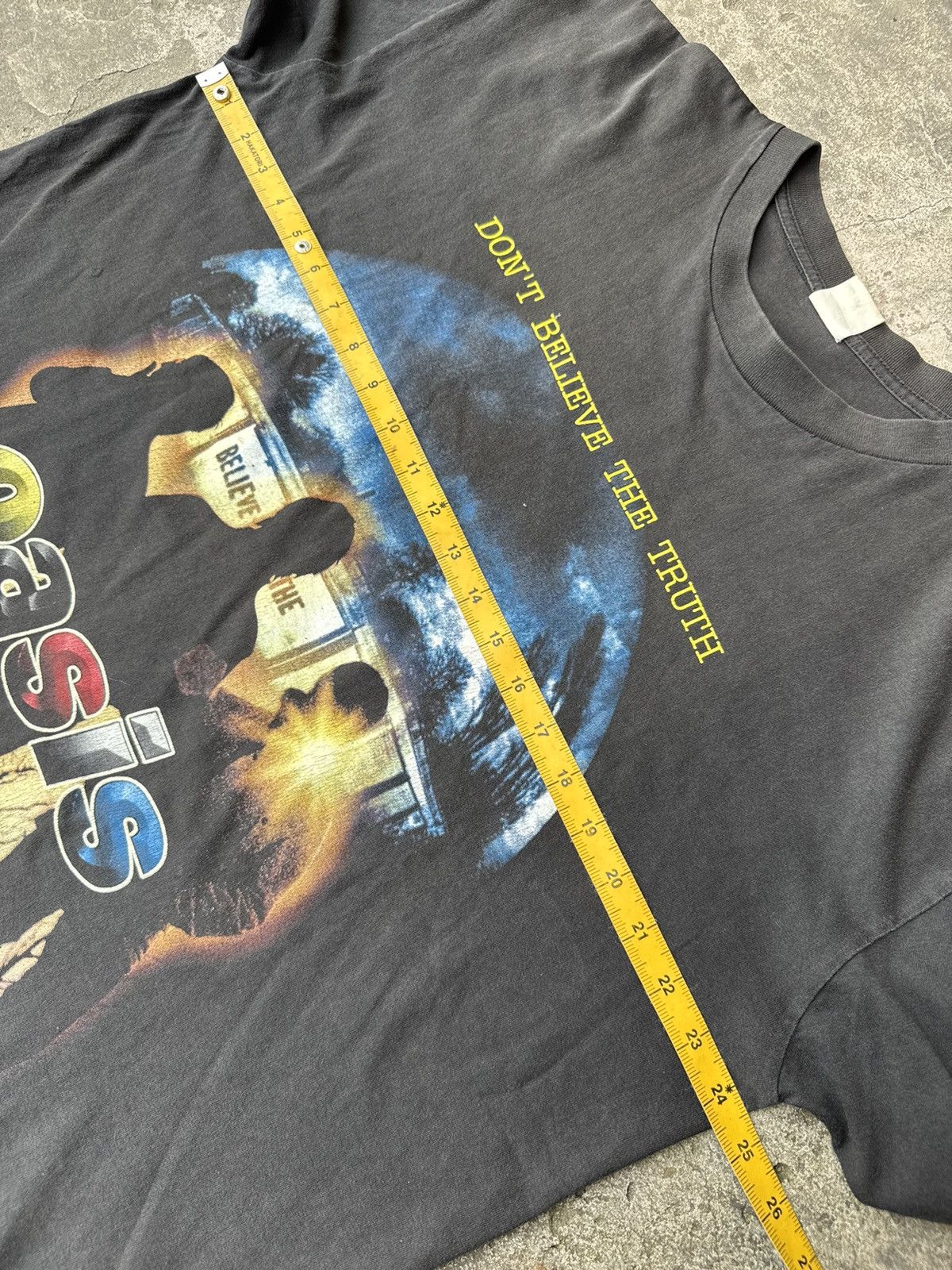 Band Tees Vintage Oasis Don’t Believe truth Tshirt Size US XL / EU 56 / 4 - 5 Thumbnail