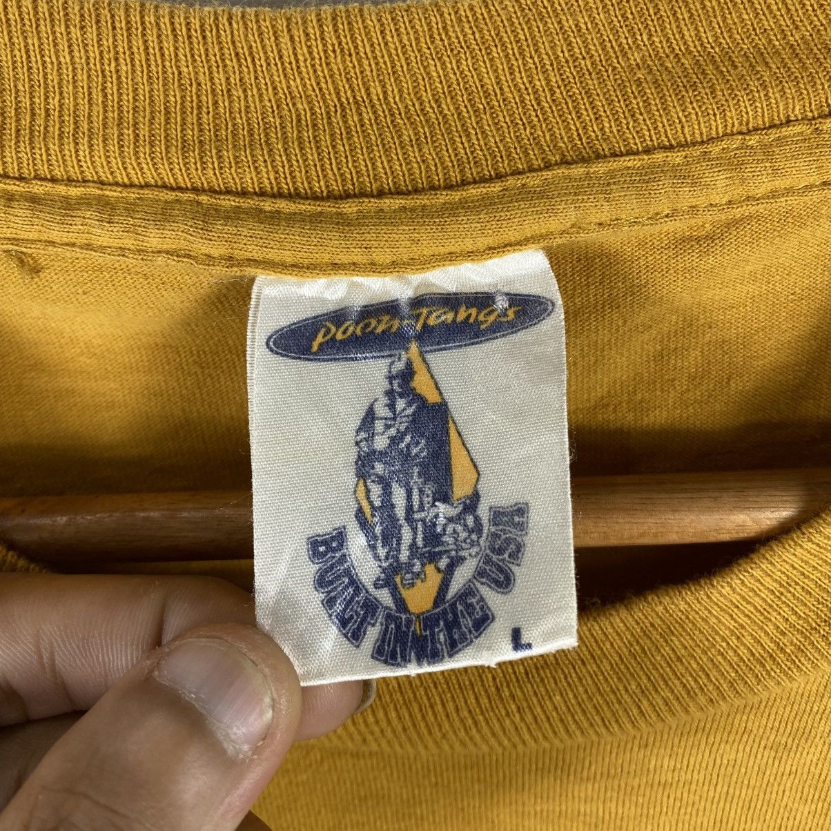 Vintage Vintage 90's POON-TANG'S Frosted Poon-Flakes Tee Size US L / EU 52-54 / 3 - 8 Thumbnail