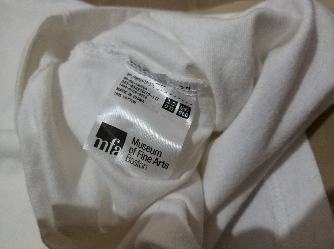 Japanese Brand × Uniqlo × Vintage Vintage Uniqlo Hokusai Blue Tee T-Shirt Large Excellent Size US L / EU 52-54 / 3 - 5 Thumbnail