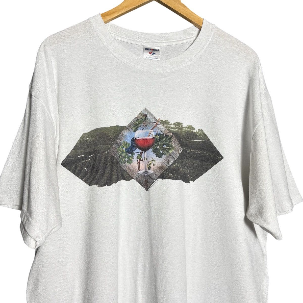 Vintage Vintage Wine Dowling Graphic Inc Art T-Shirt Size US XL / EU 56 / 4 - 1 Thumbnail