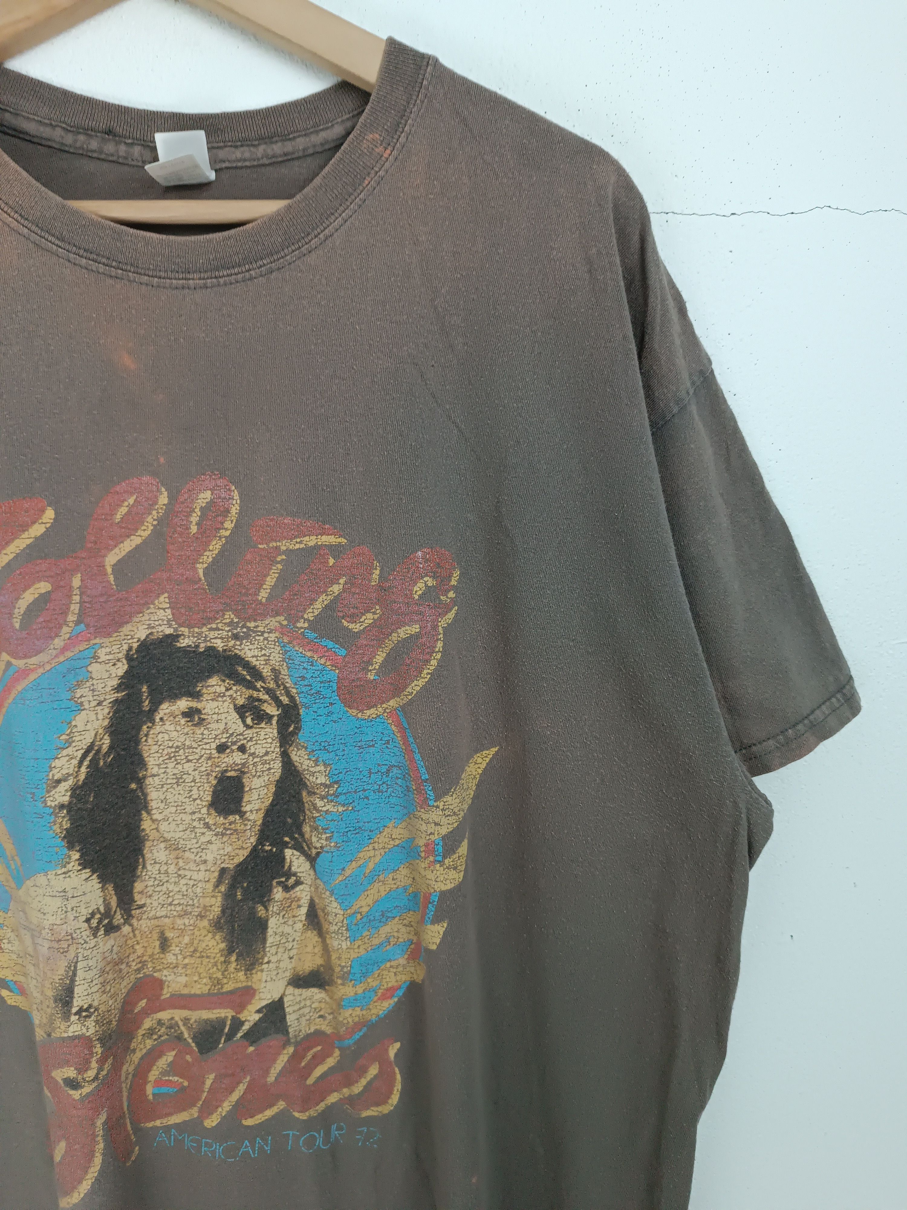 Band Tees THRASHED FADED VINTAGE ROLLING STONES US TOUR beatles who Size US XL / EU 56 / 4 - 5 Thumbnail