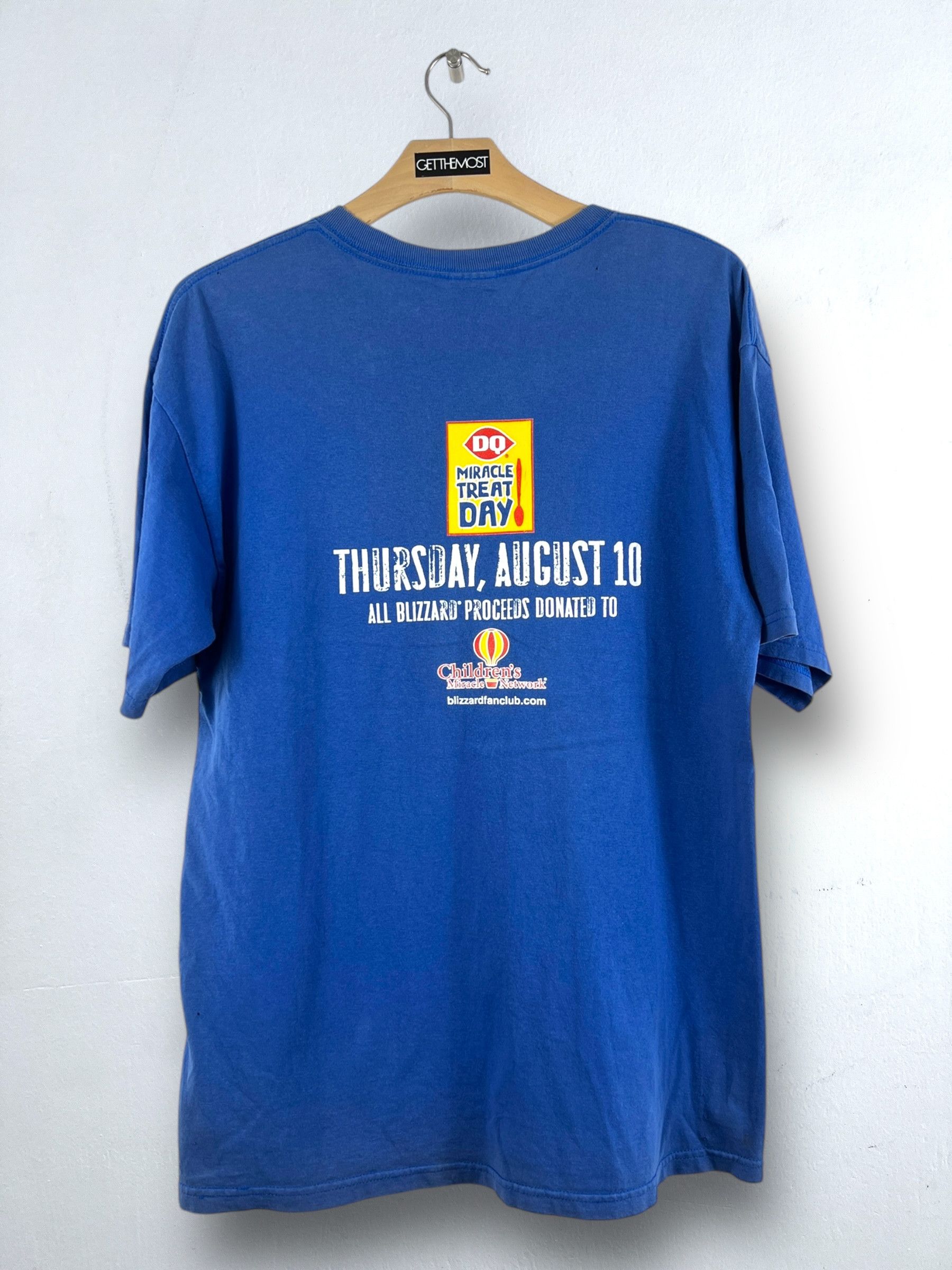 Vintage No.4667 Vintage Graphic Dairy Queen Campaign Promo Tee (L) Size US L / EU 52-54 / 3 - 1 Thumbnail