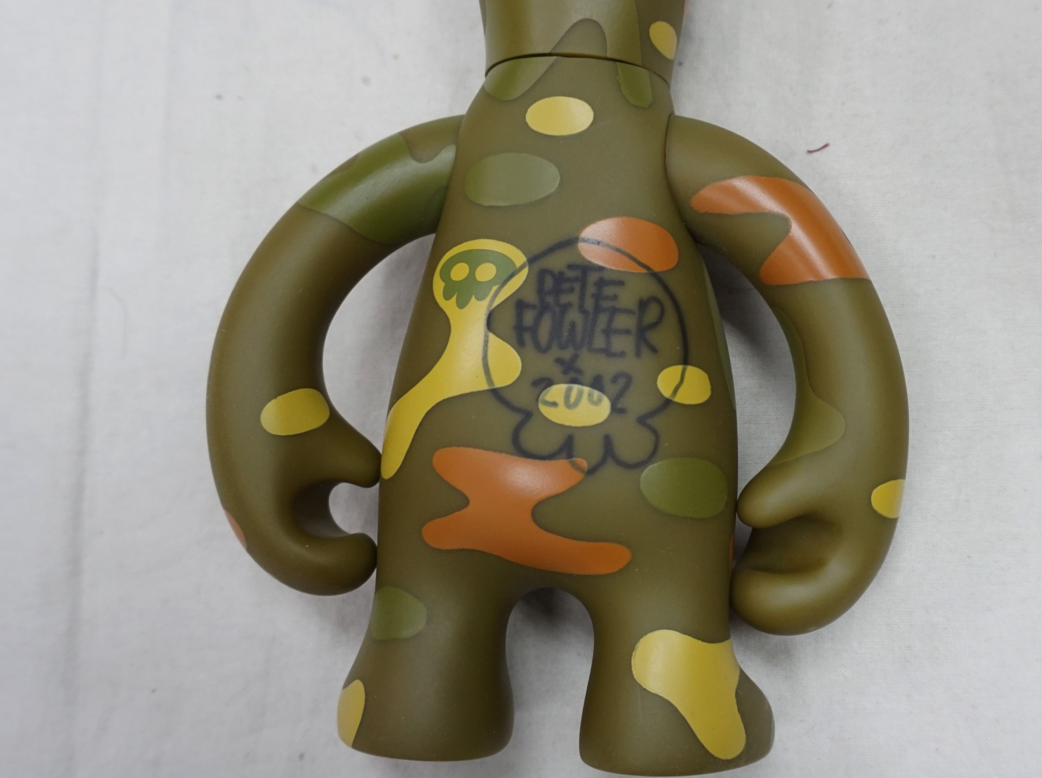 Designer 2002 Big Monstrooper Pete Fowler MONSTERISM Size ONE SIZE - 5 Thumbnail